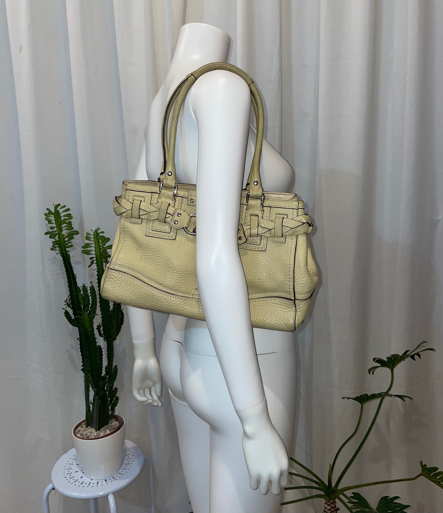 2010 Coach shoulder bag