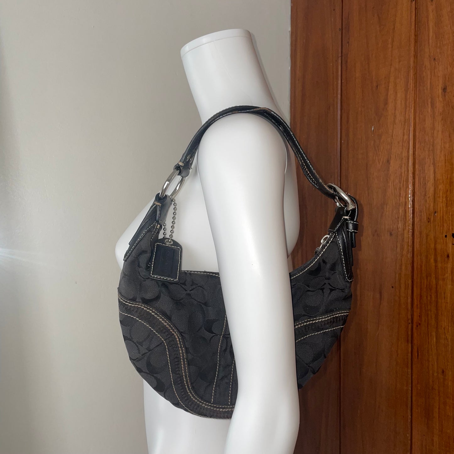 2007 Coach shoulder bag