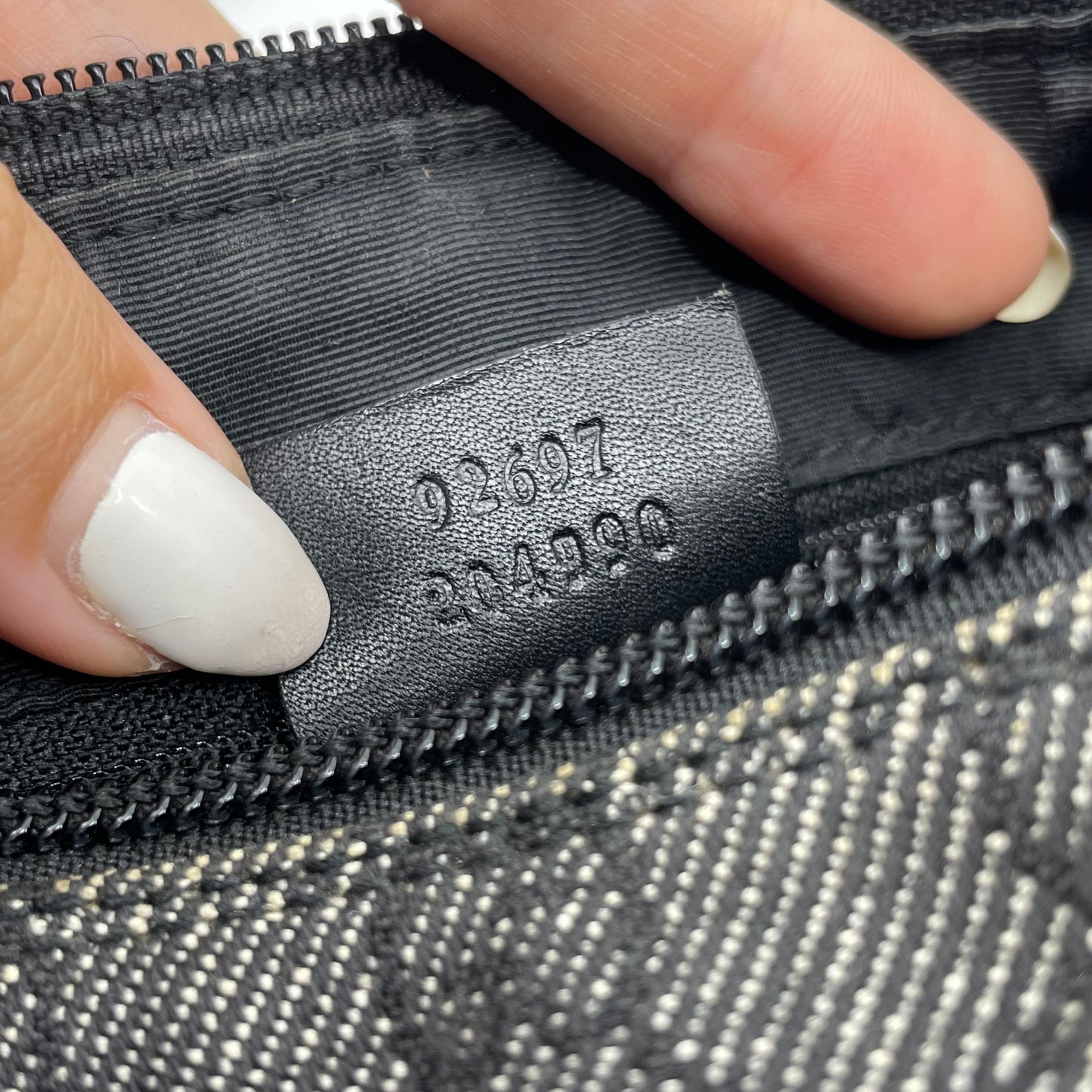 Gucci Supreme barrel bag