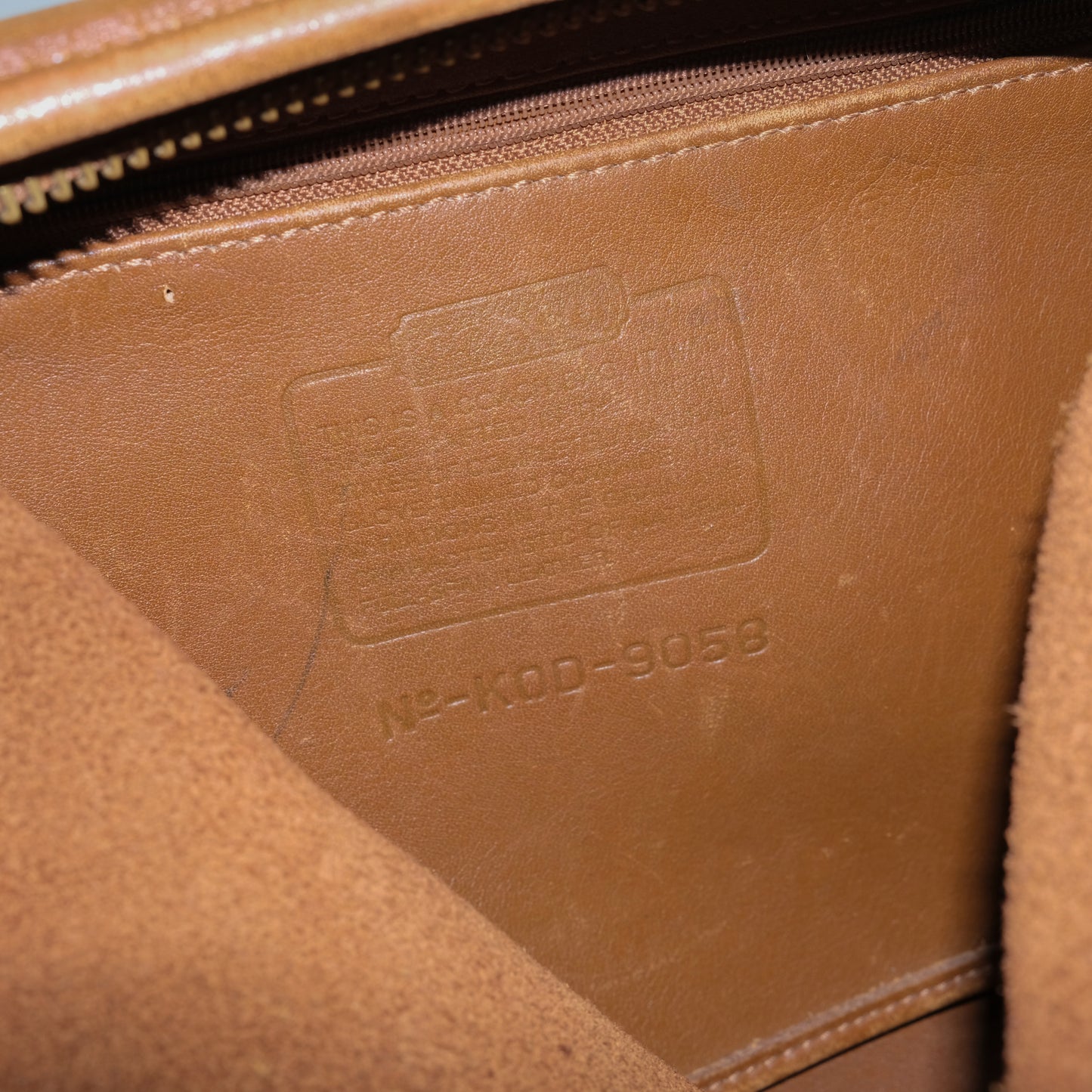 1990 COACH LEATHER HOBO BAG