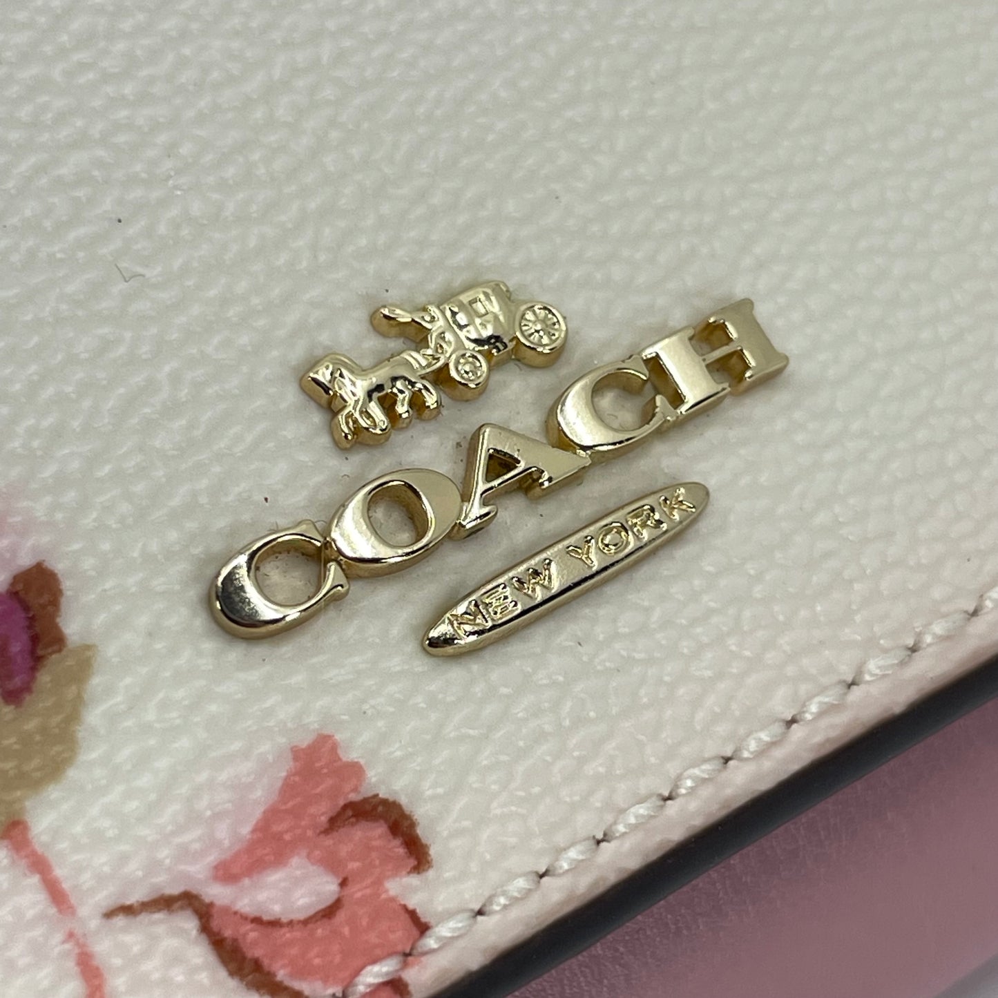 Billetera Coach (flores)
