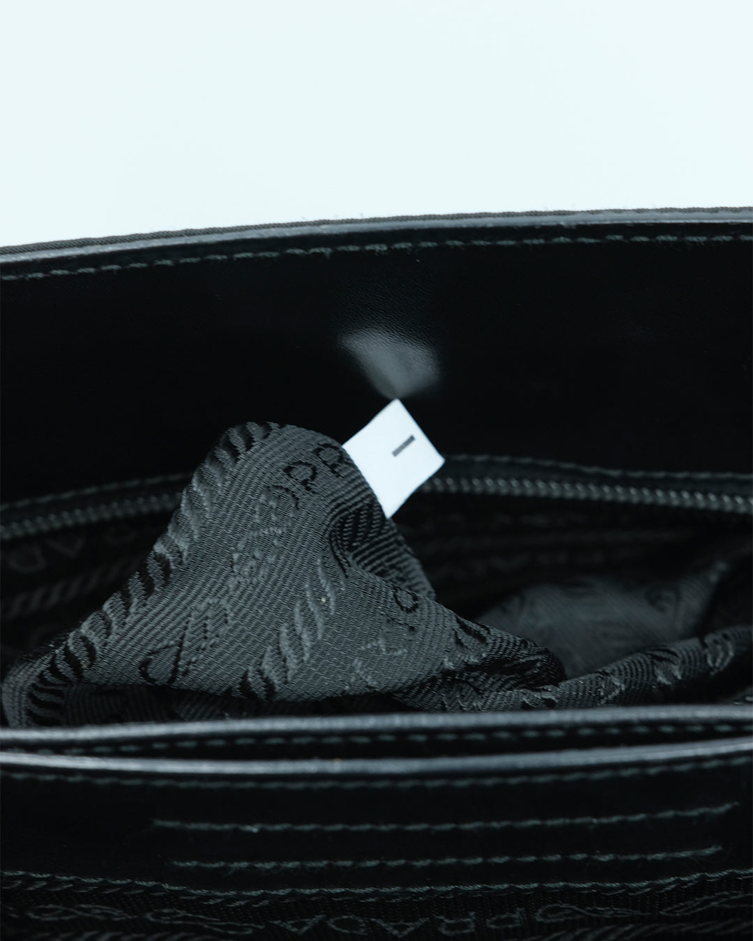 PRADA NYLON & METAL (BLACK)