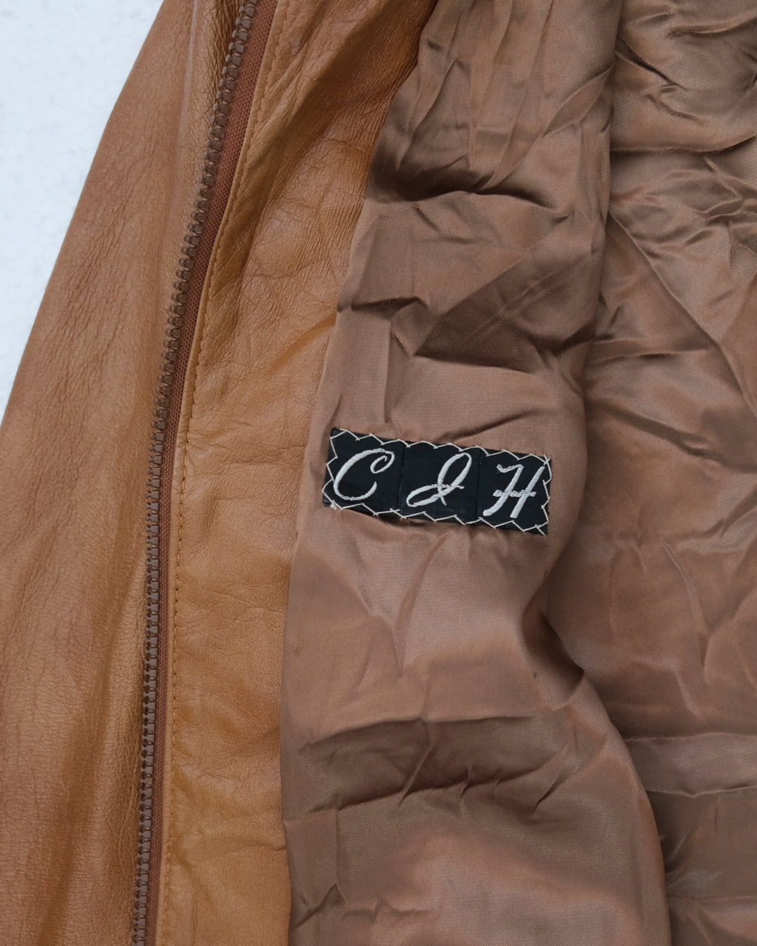 JACKET DE CUERO (M)
