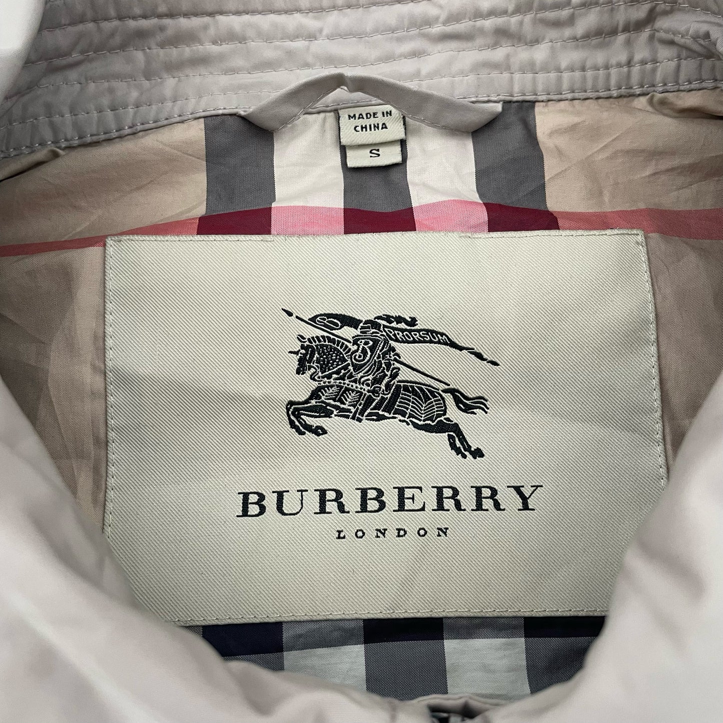 BURBERRY PARKA JACKET (S)