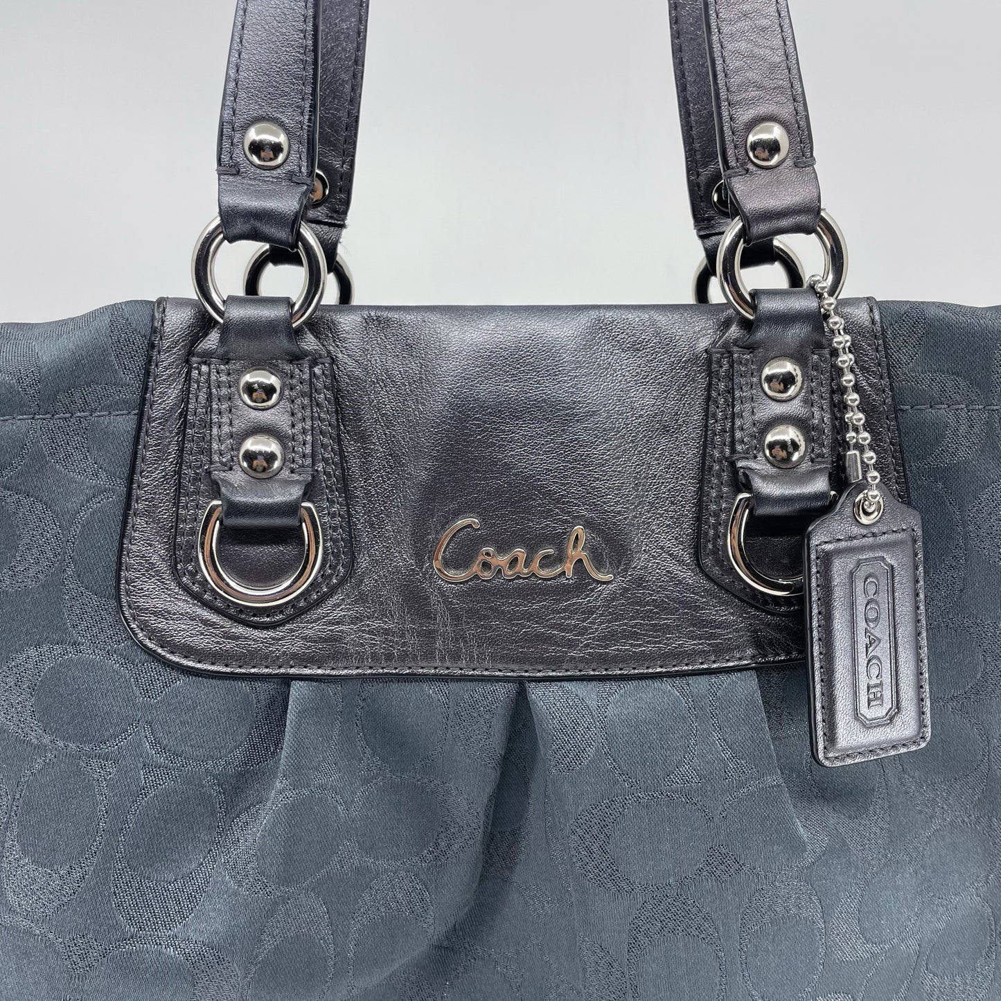 2011 Coach shoulder bag
