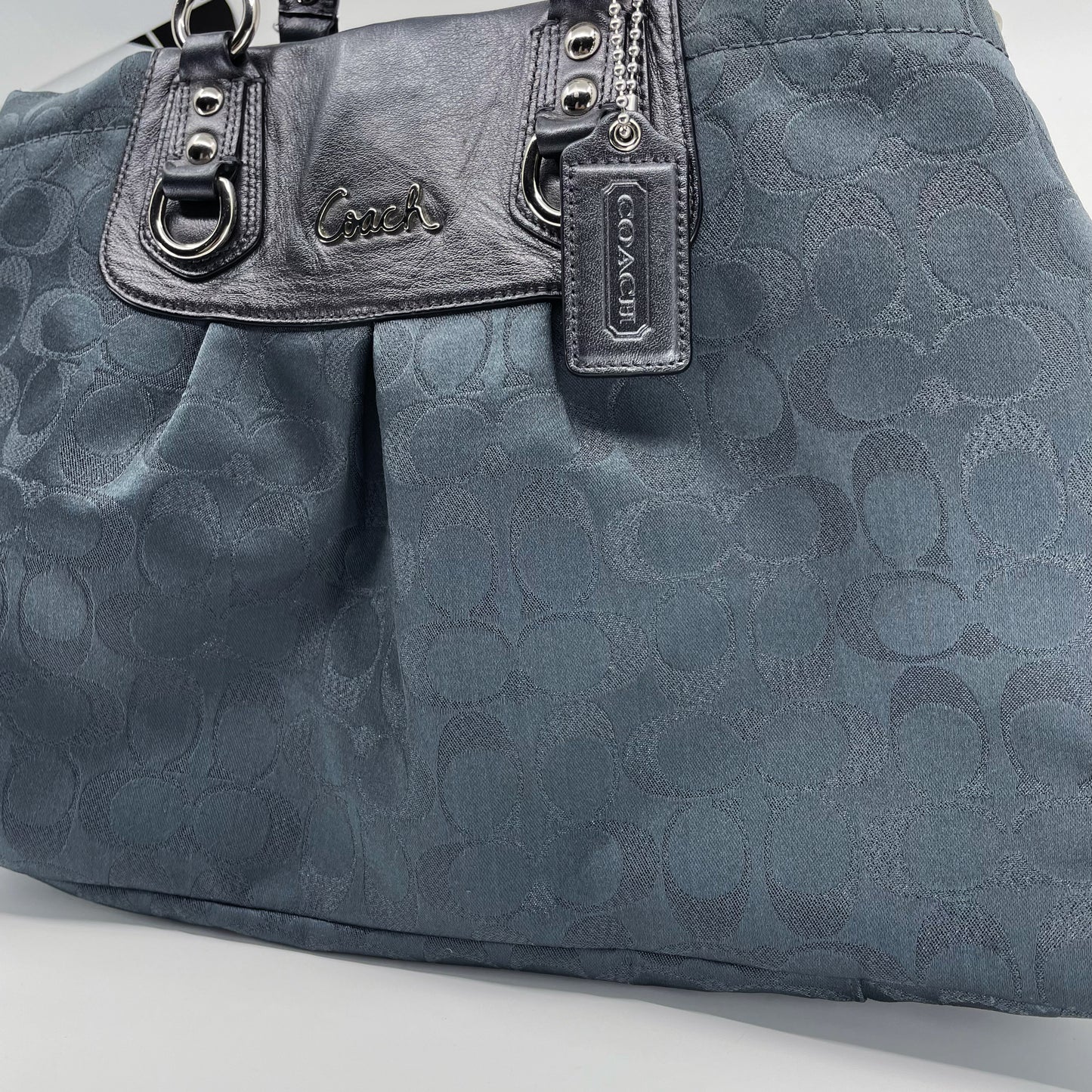 2011 Coach shoulder bag