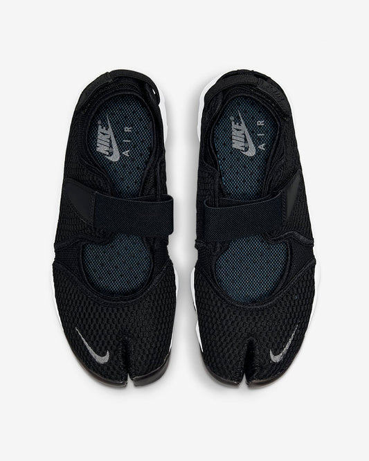 Nike tabi shoes
