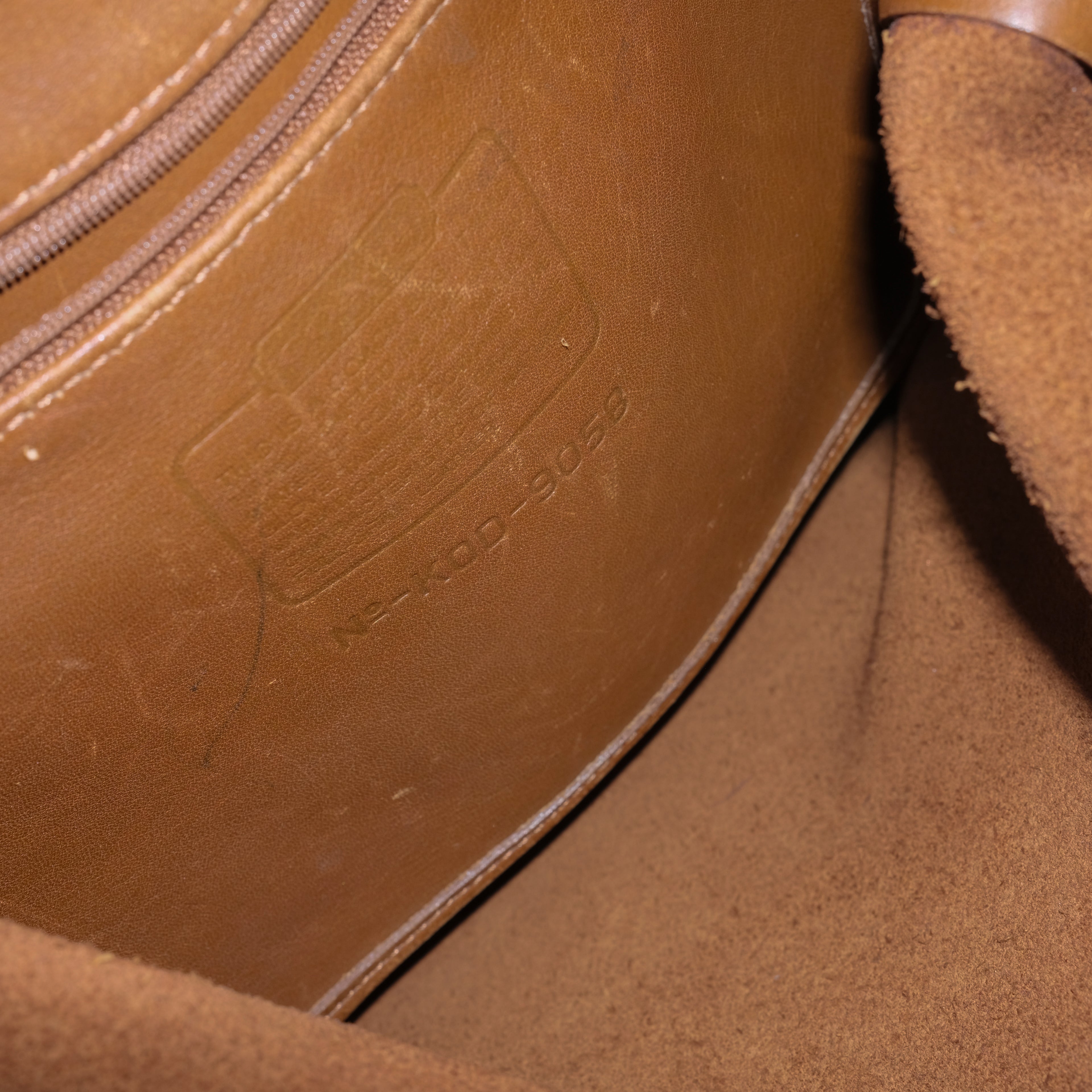 1990 COACH LEATHER HOBO BAG