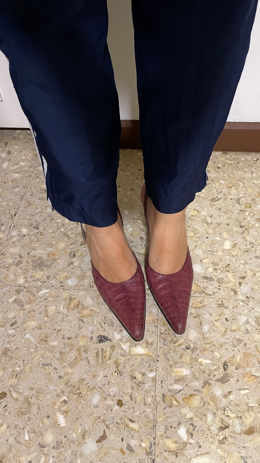 PRADA PINK CROCODILE HEELS (37)