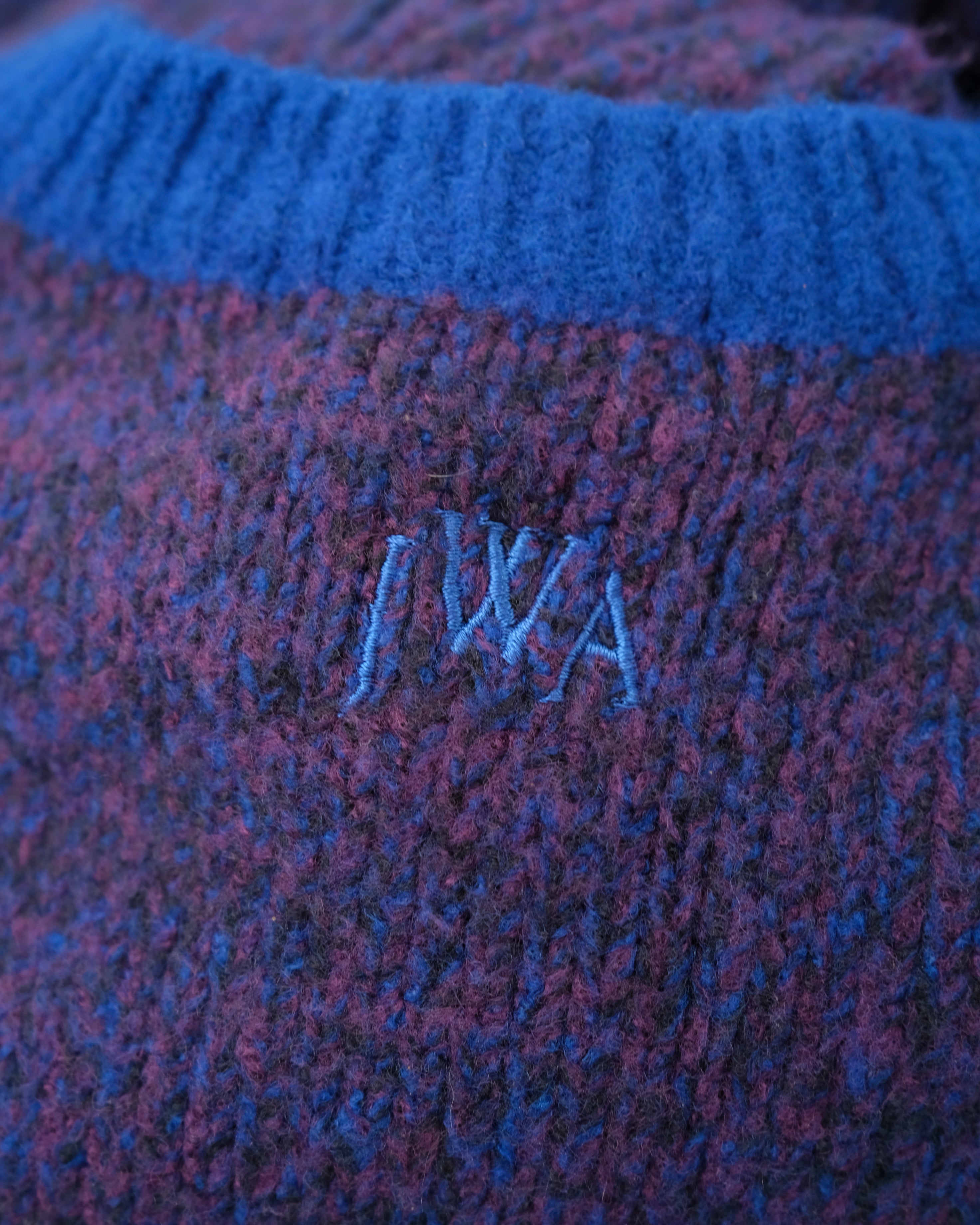 JW ANDERSON UNIQLO COLLAB SWEATER (L)