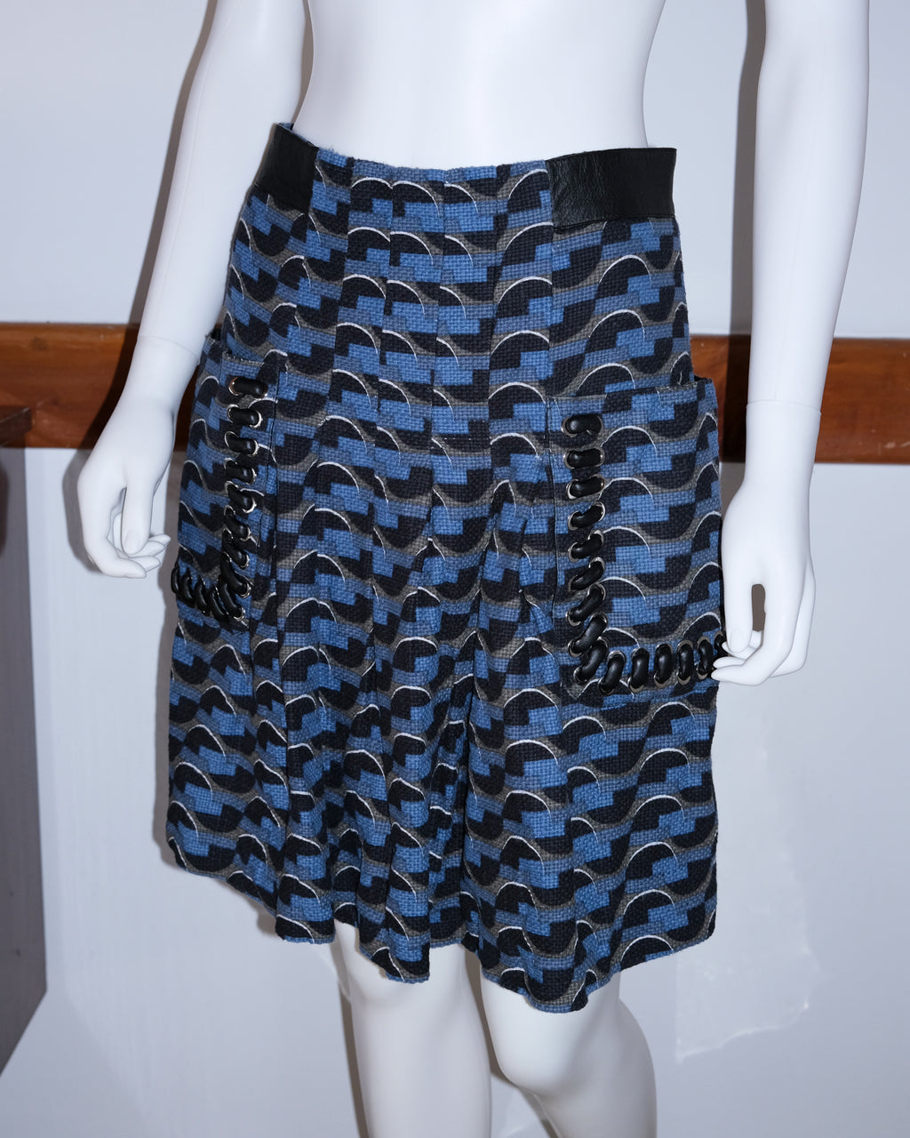 S/S 2016 FENDI RUNWAY SKIRT (M)