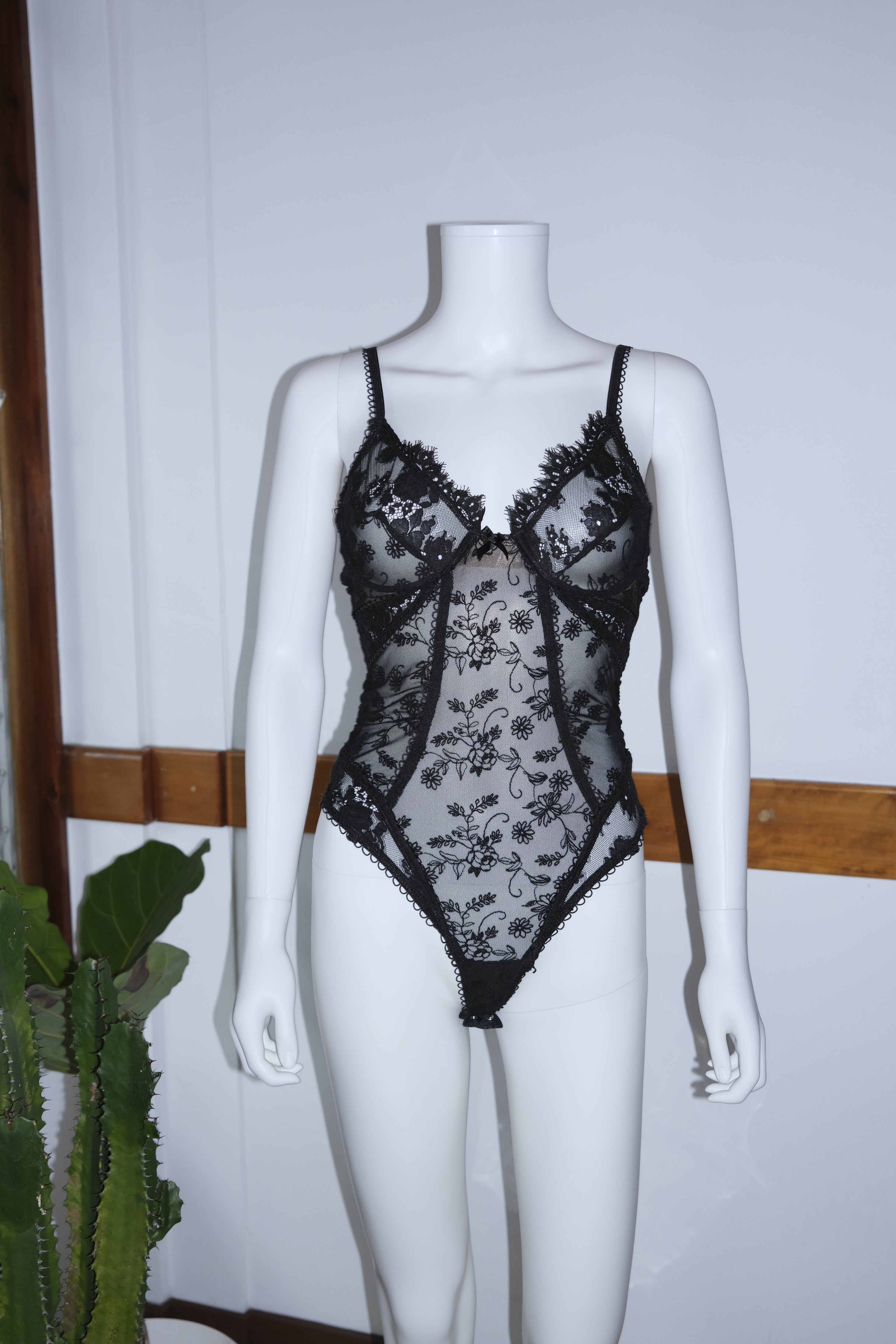 FOR LOVE & LEMONS BODYSUIT (XS)