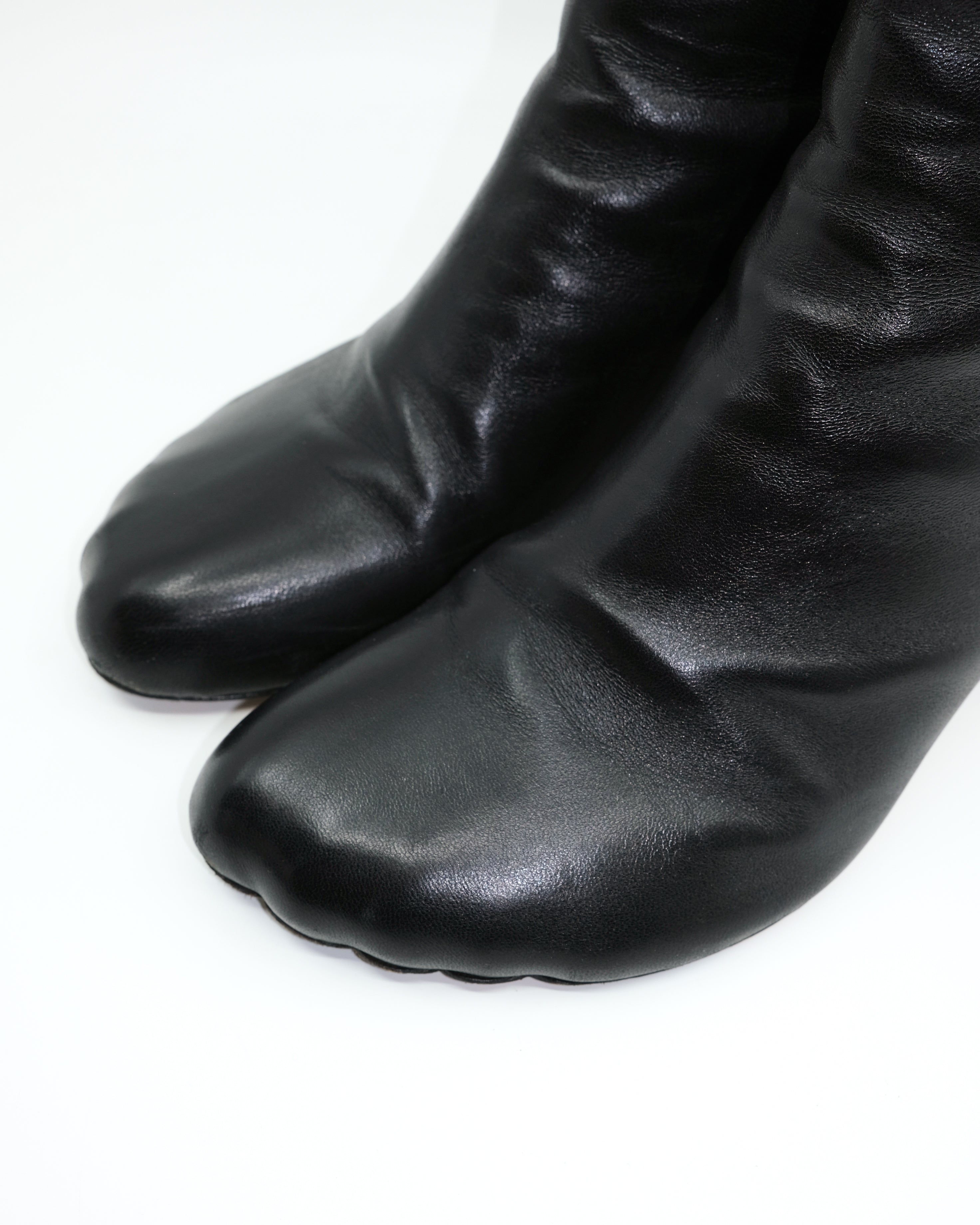 PROENZA SCHOULER FALL 2022 NAPPA BOOTS (37)