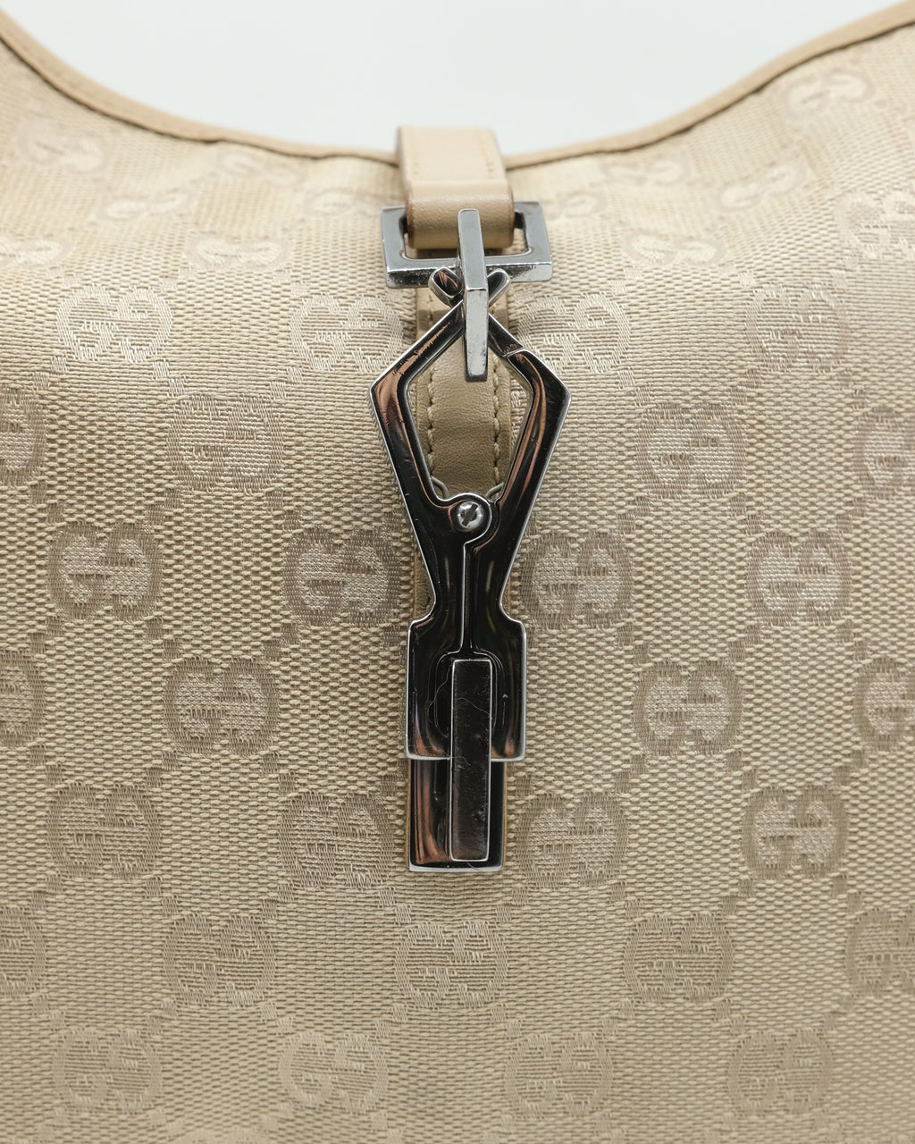 GUCCI JACKIE SHOULDER BAG BEIGE