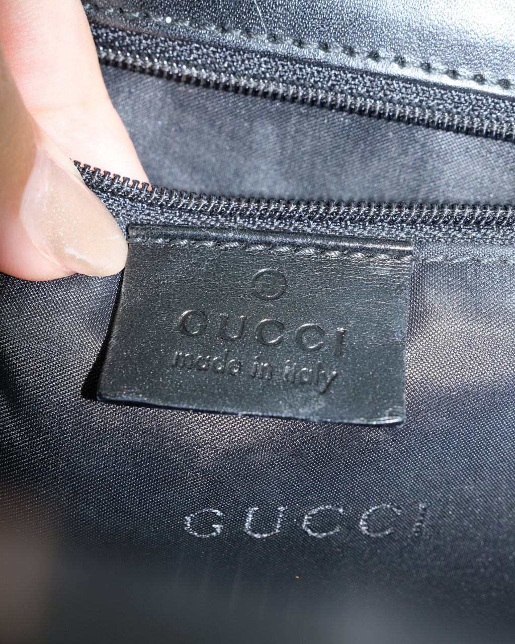 GUCCI NYLON SHOULDER BAG