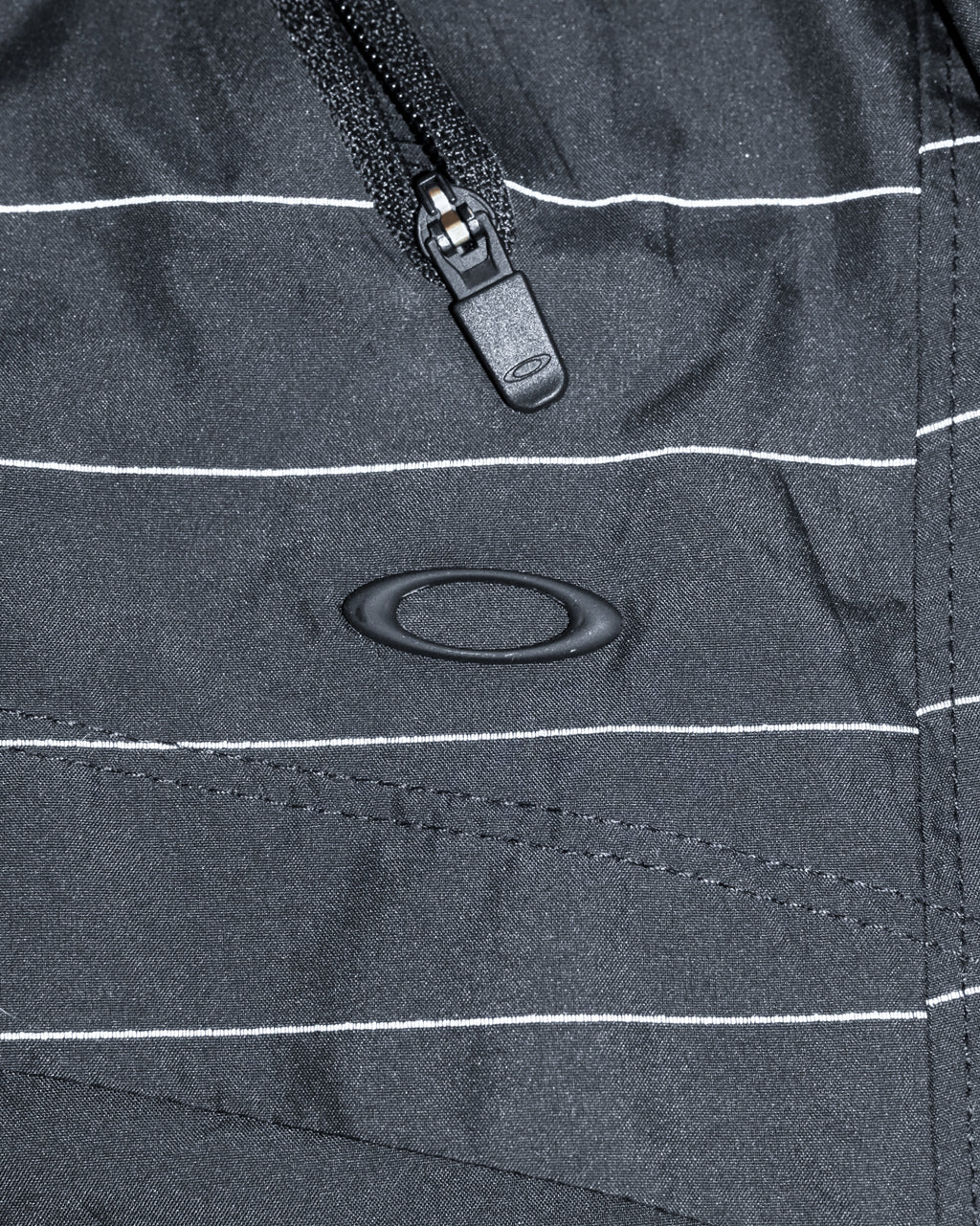 OAKLEY REFLECTIVE WINDBREAKER (S)