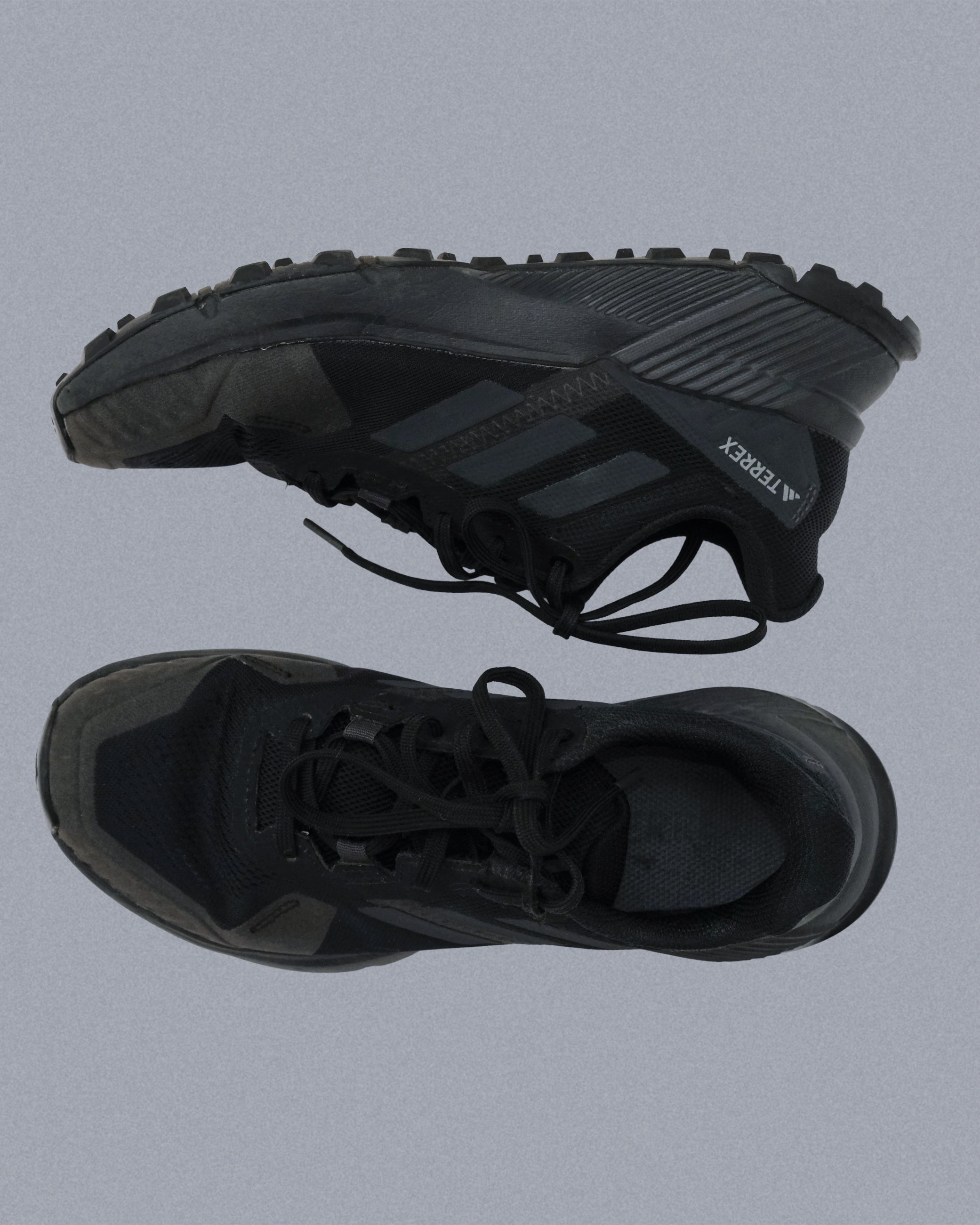 ADIDAS TERREX (7.5US)