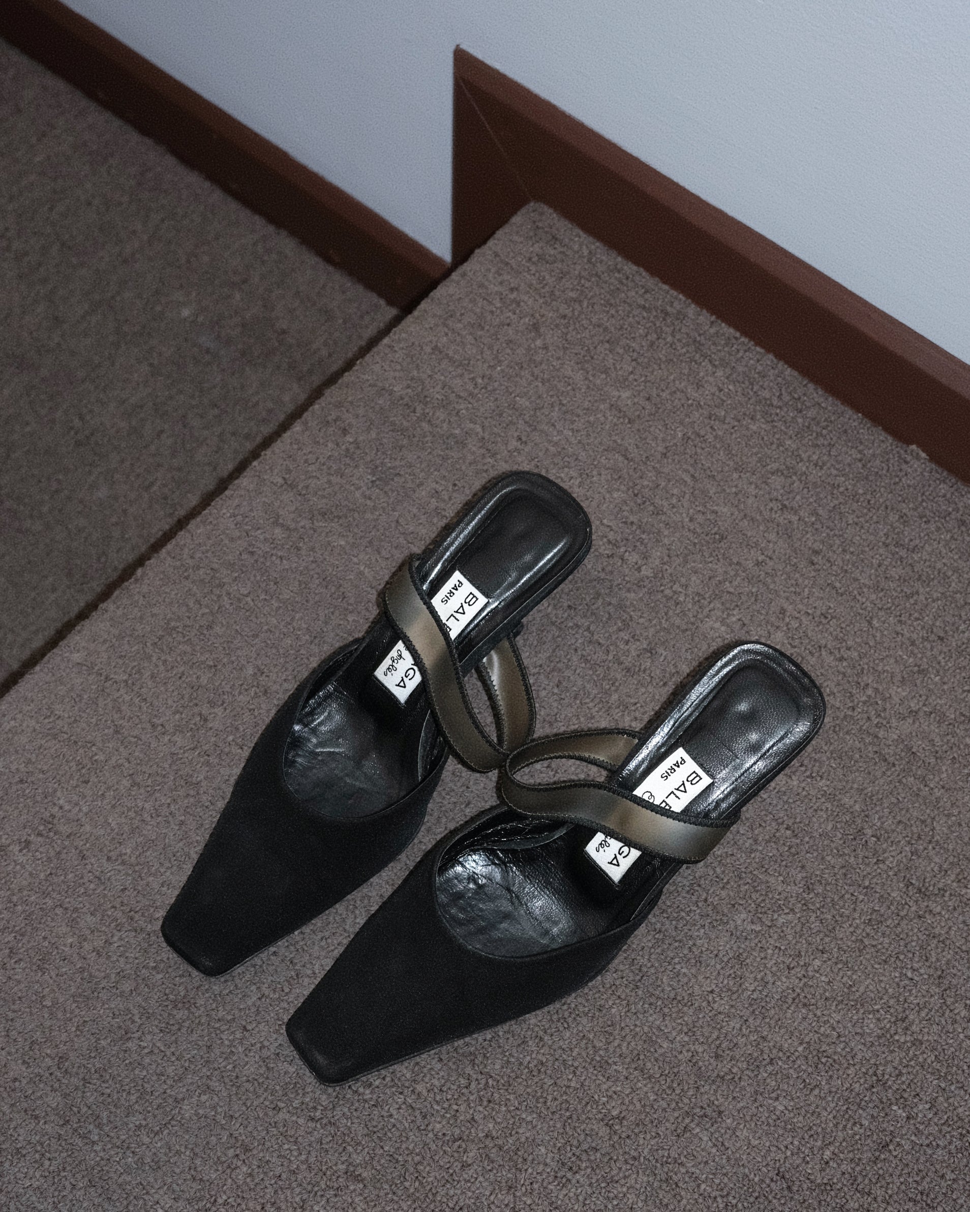 BALENCIAGA HEELS (38)