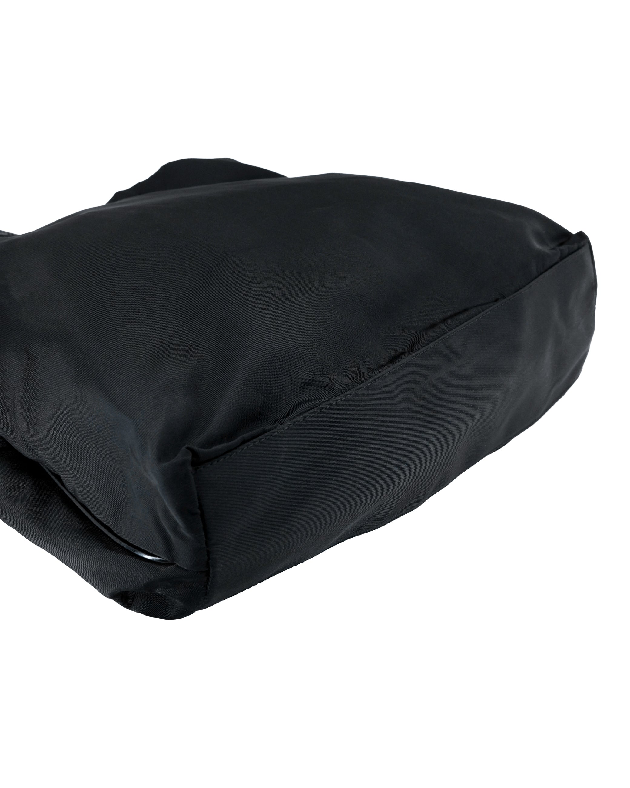 2000'S PRADA NYLON BAG