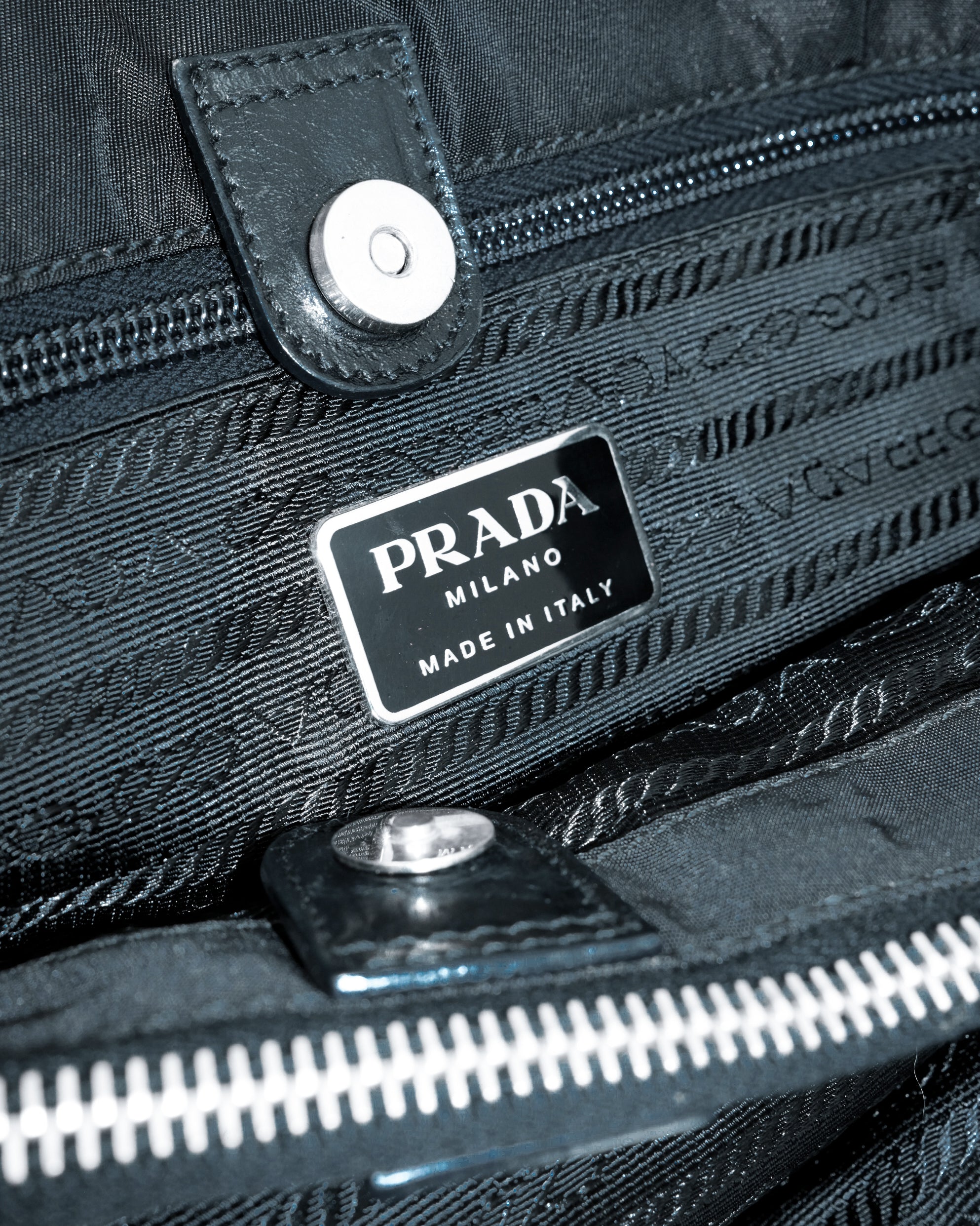 2000'S PRADA NYLON BAG