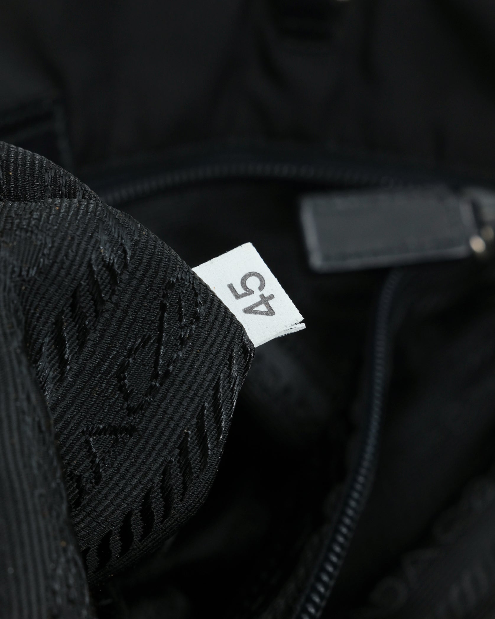2000'S PRADA NYLON BAG