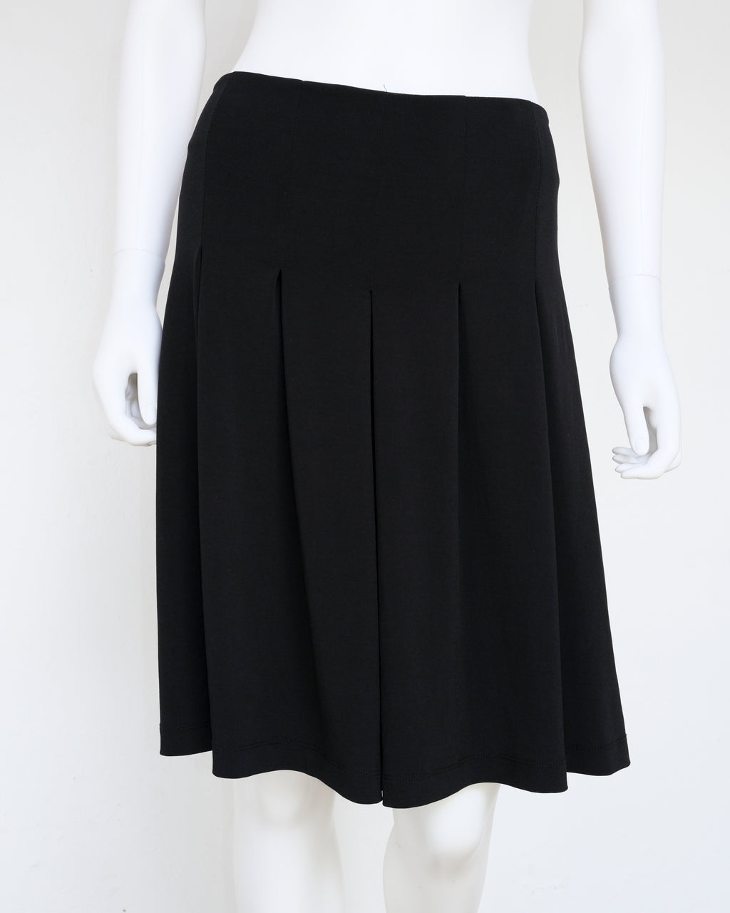 CALVIN KLEIN SKIRT (M)
