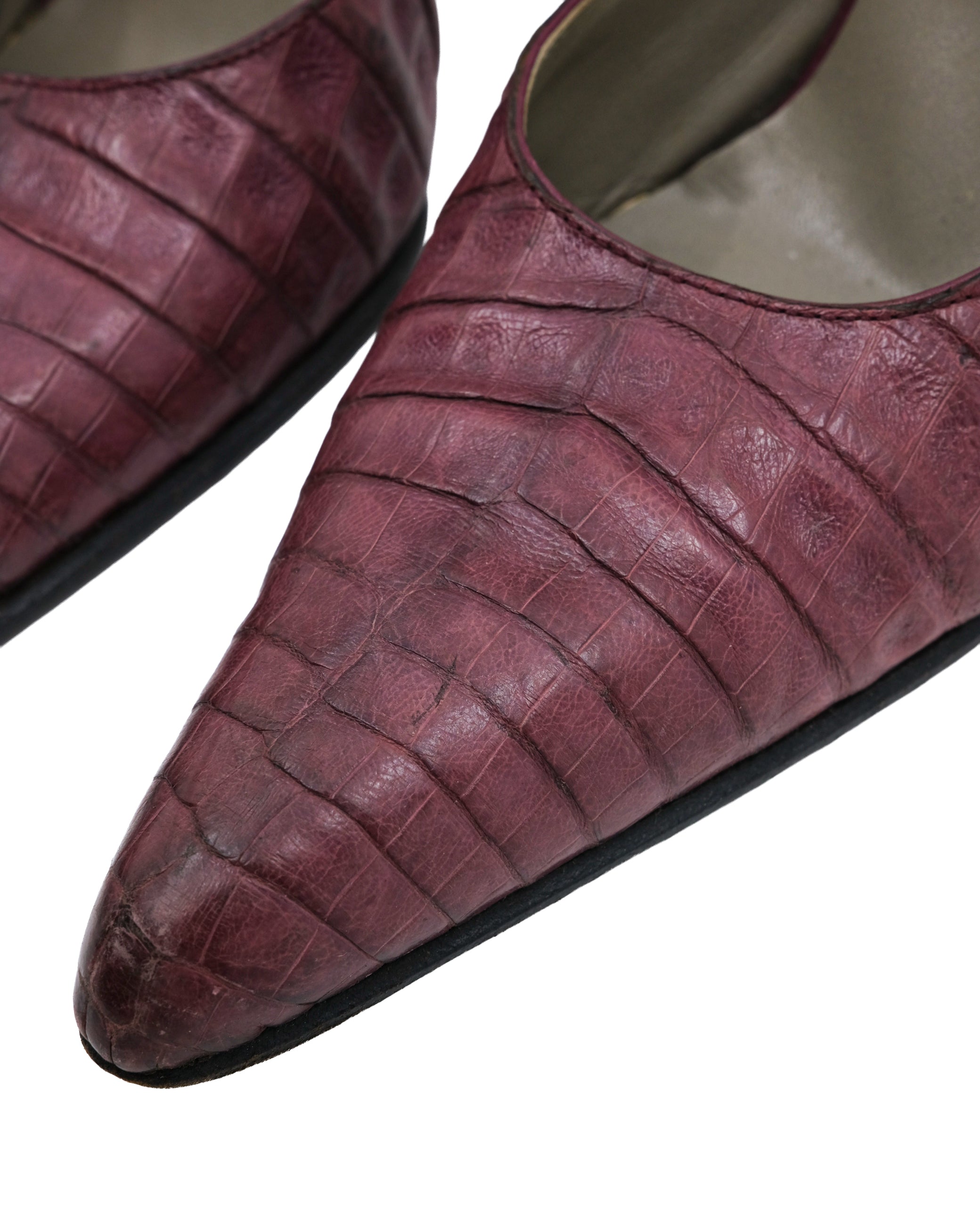 PRADA PINK CROCODILE HEELS (37)
