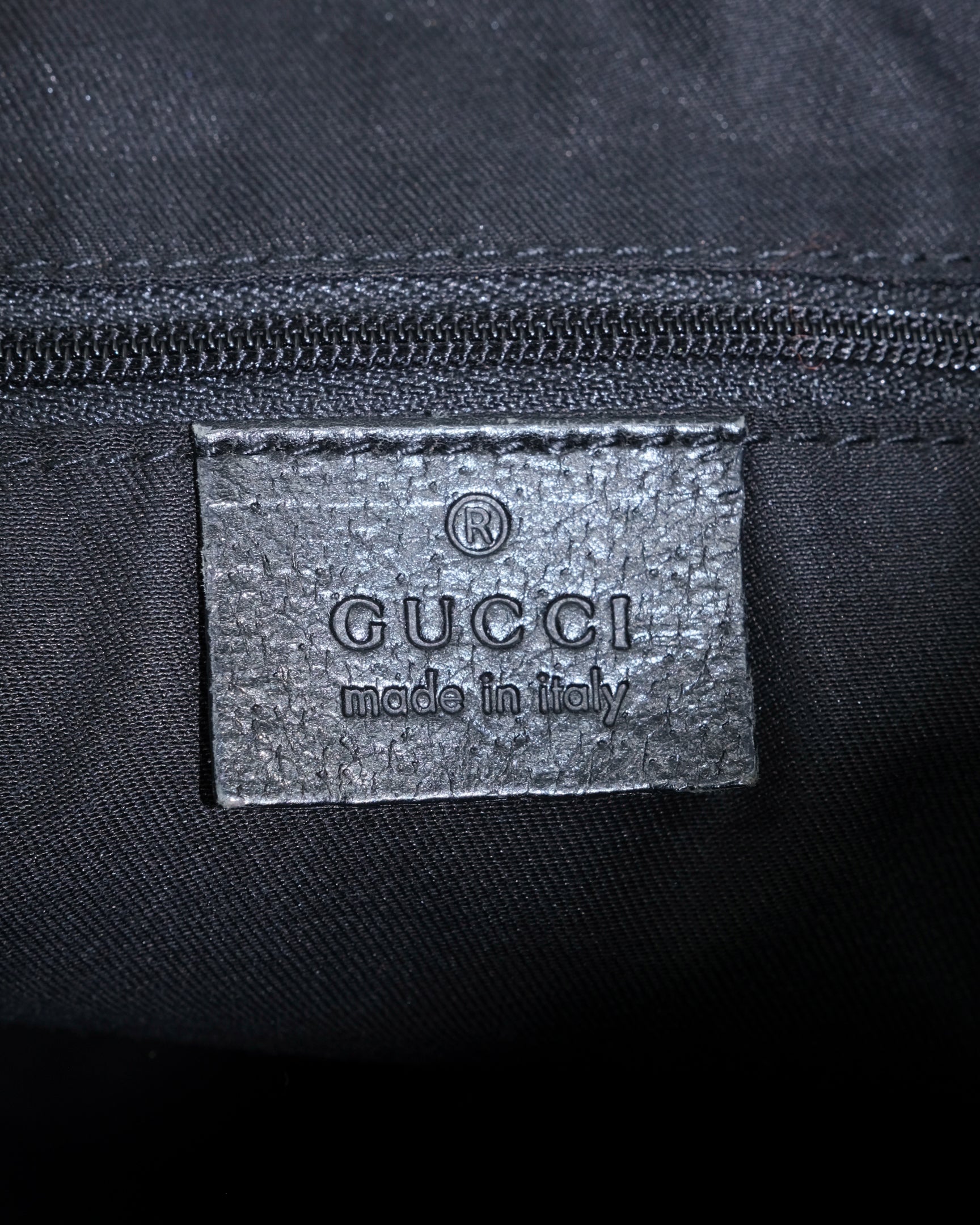 GUCCI CANVAS GG SHOULDER BAG