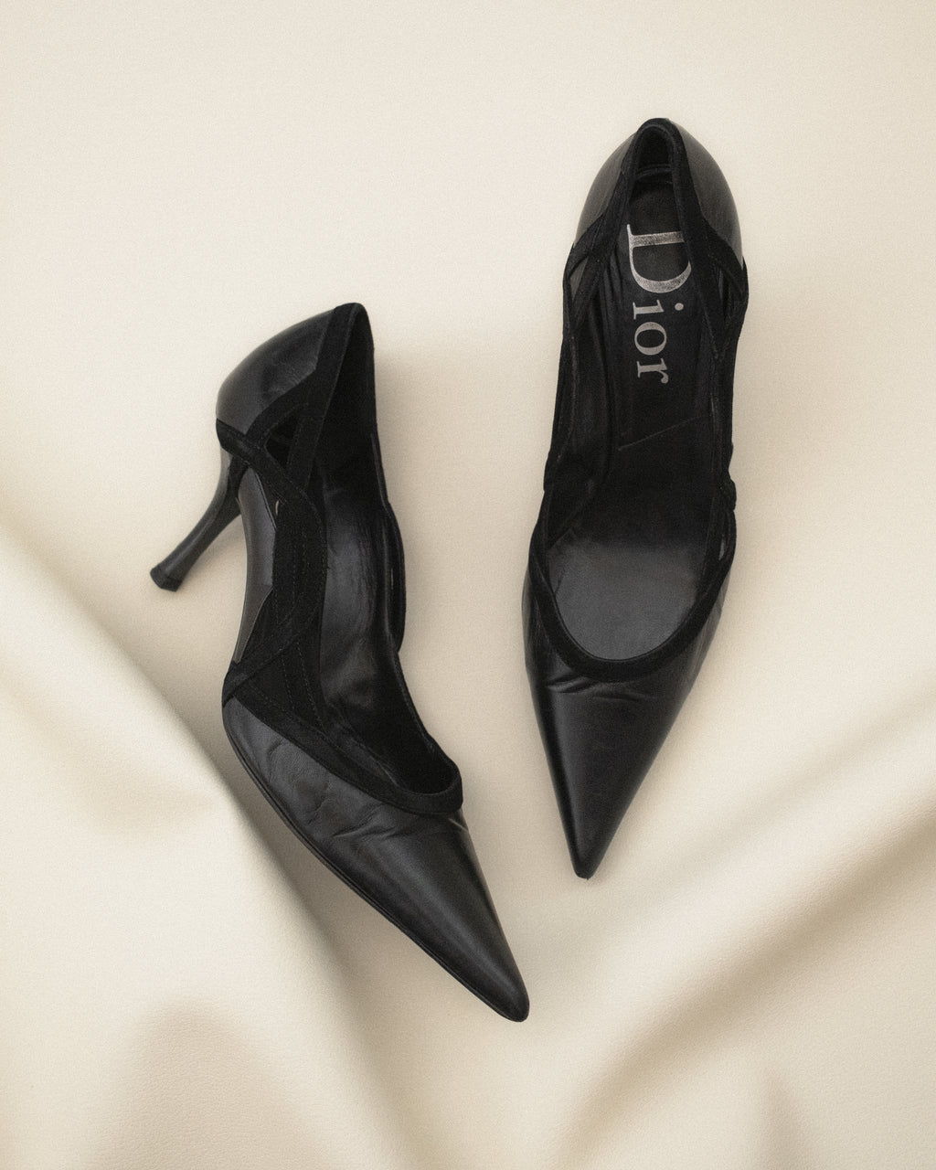 CHRISTIAN DIOR LEATHER & VELVET HEELS (38)