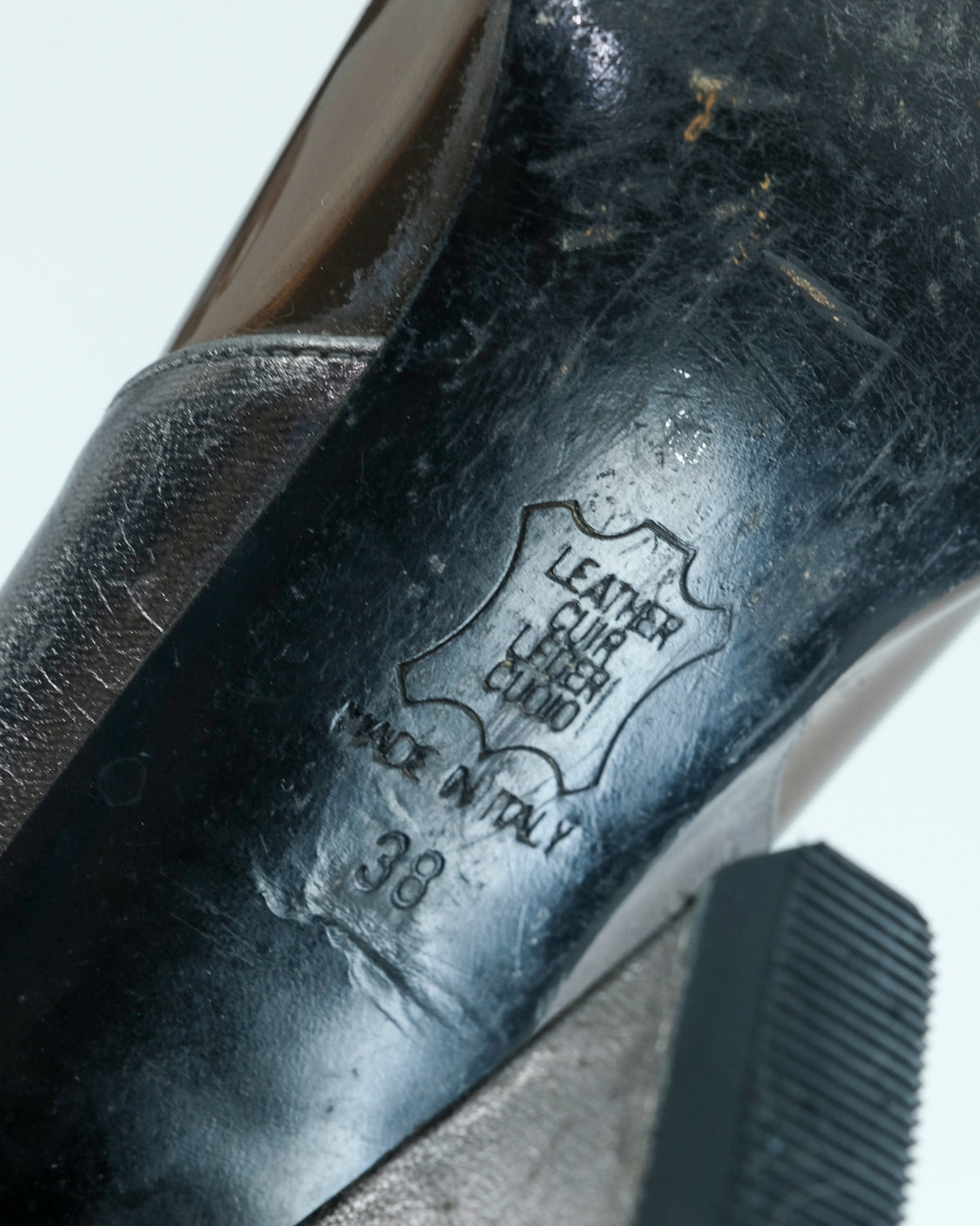 YVES SAINT LAURENT VINTAGE HEELS 38