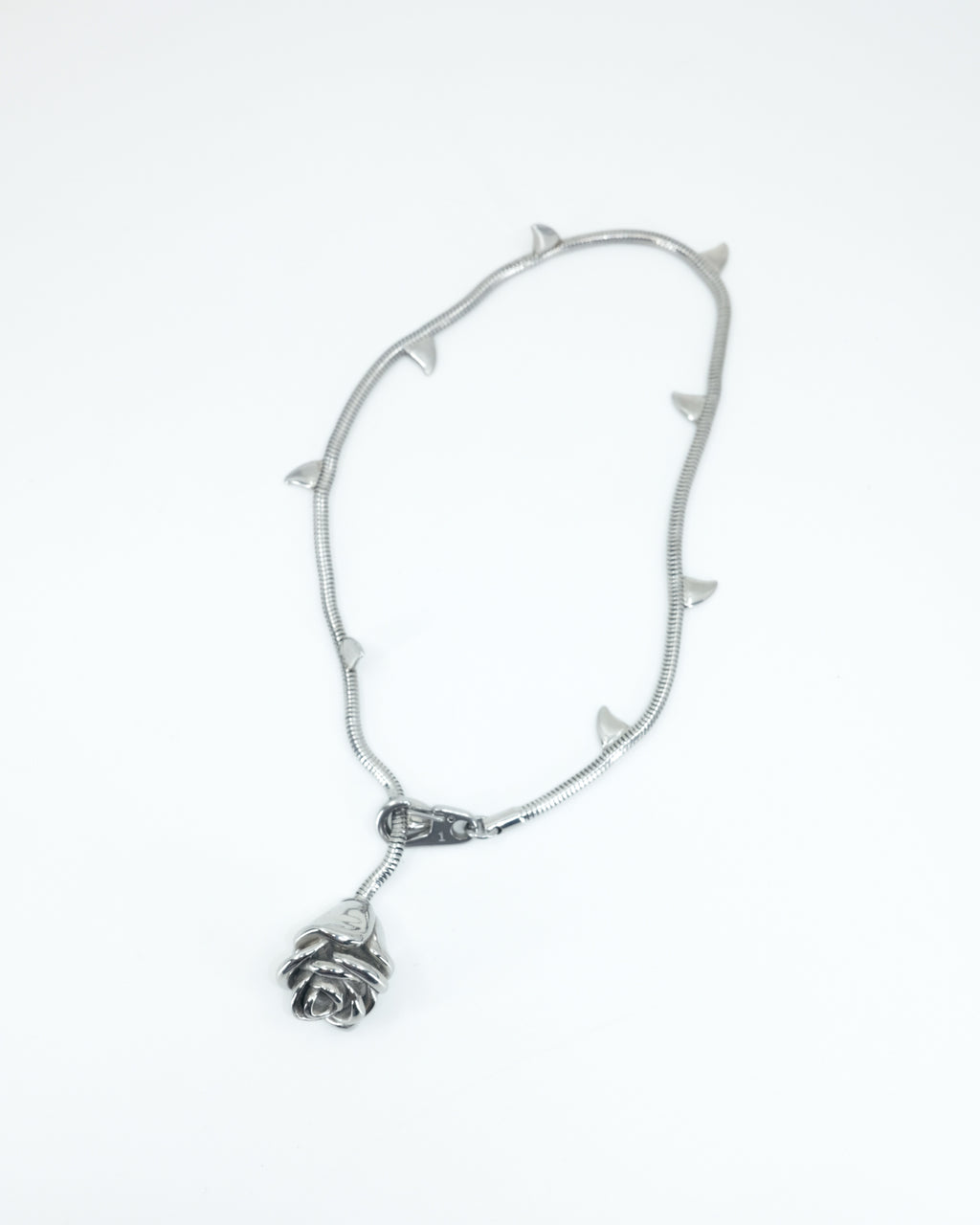 MARLAND BACKUS ROSEBUD NECKLACE