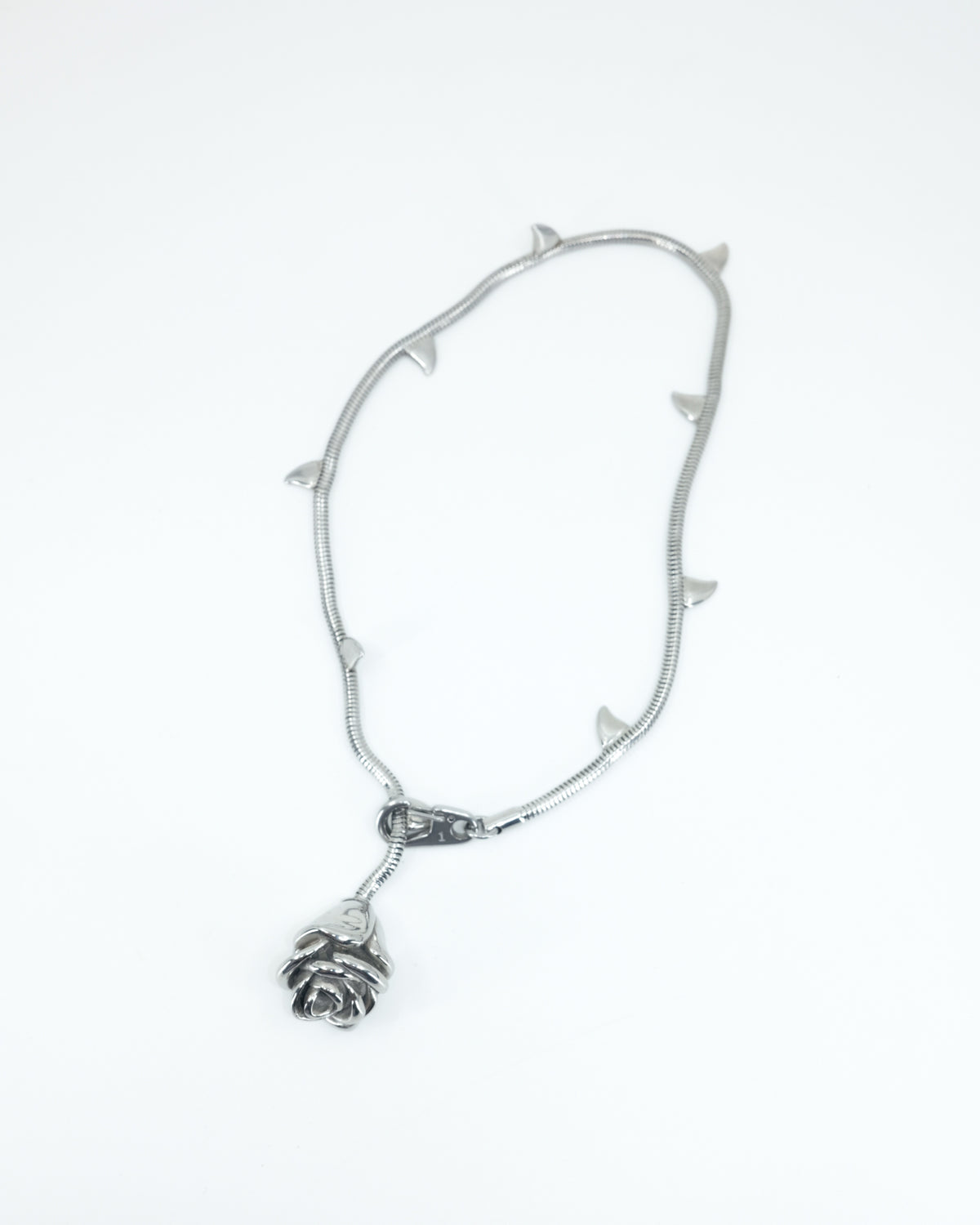 MARLAND BACKUS ROSEBUD NECKLACE
