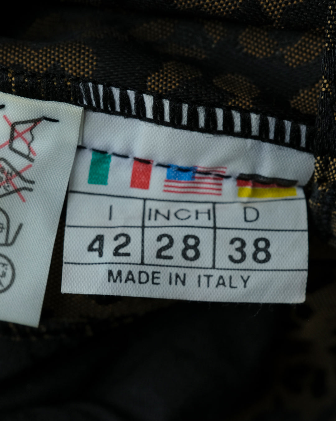 FENDI PANTS (28)