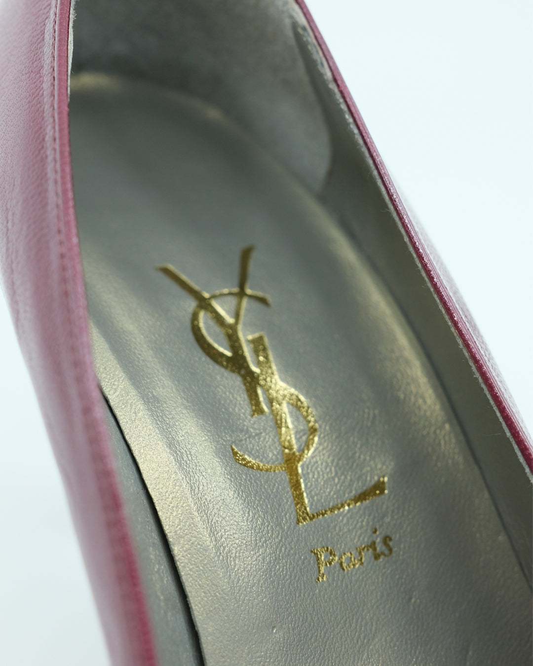 YVES SAINT LAURENT PUMPS (35.5)