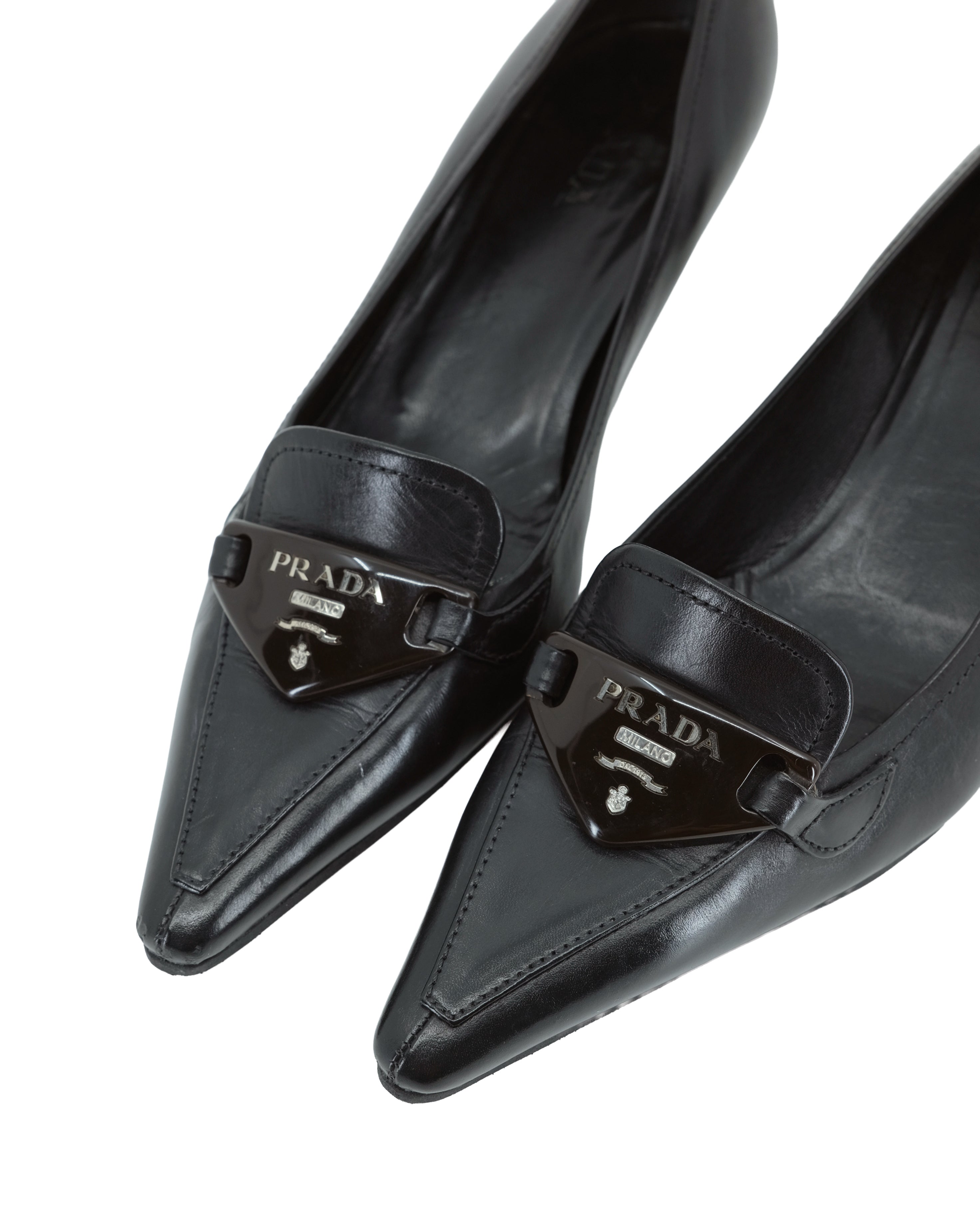 PRADA KITTEN HEELS (37)