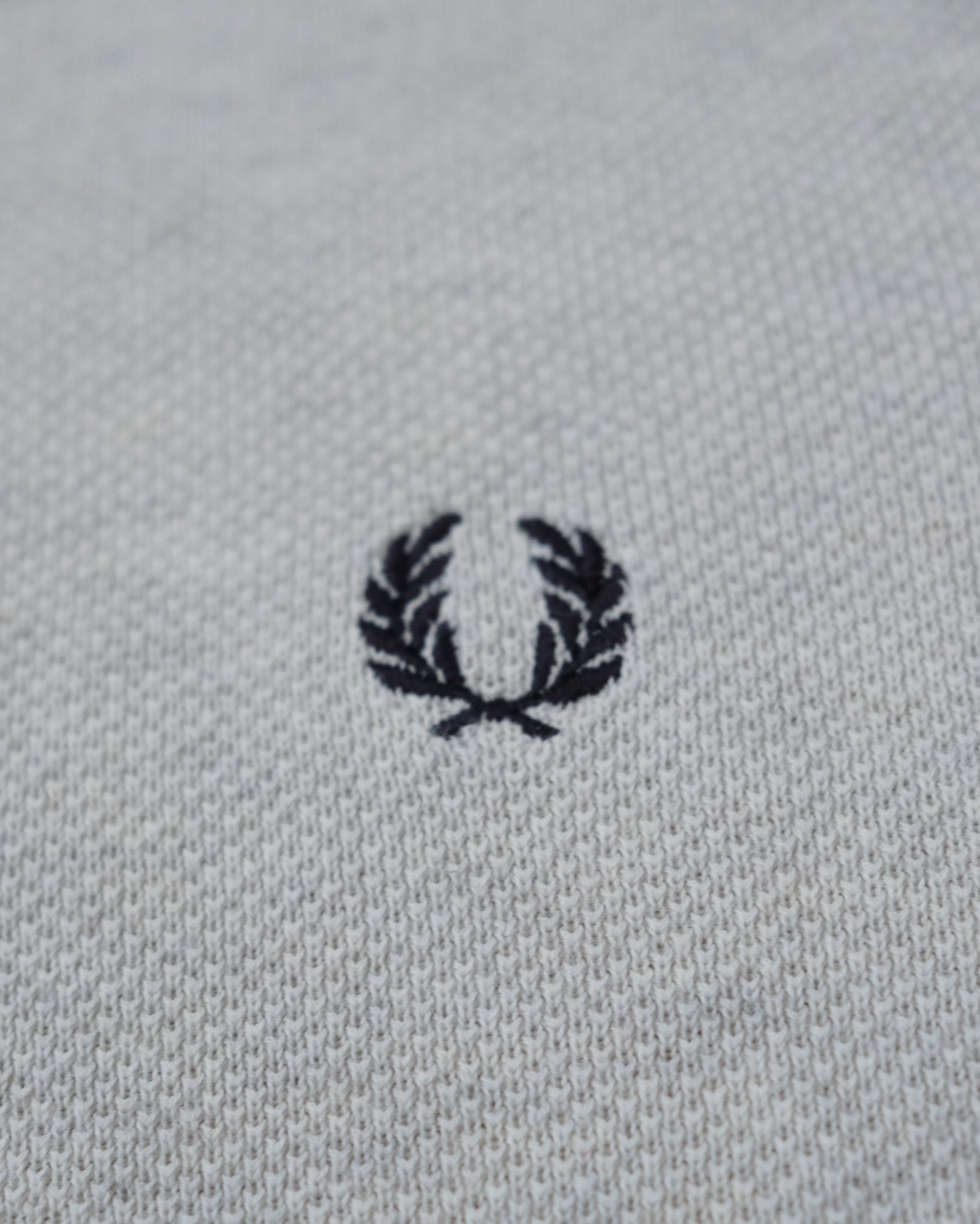 FRED PERRY SHIRT (S)