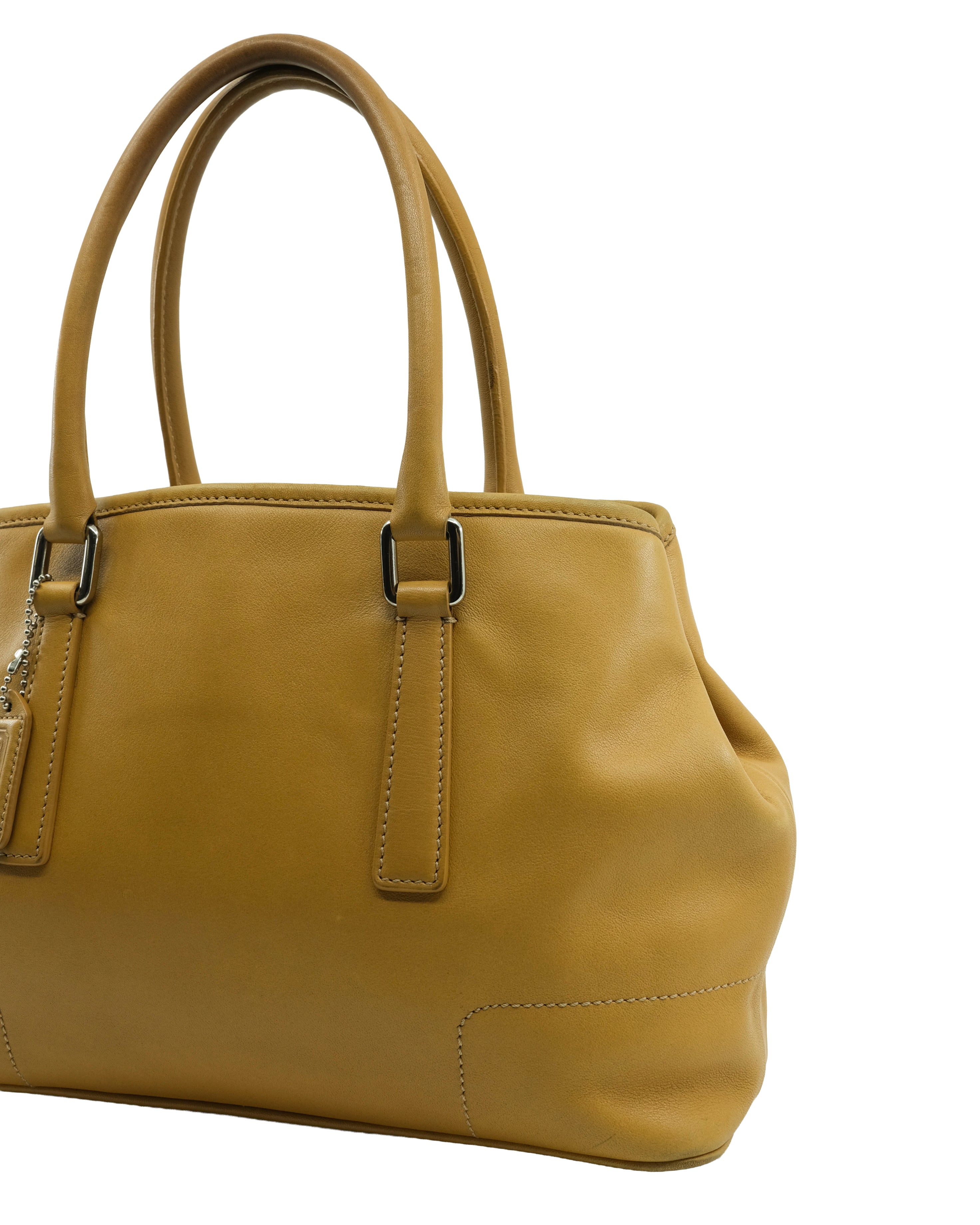 2001 COACH HAMPTONS HANDBAG
