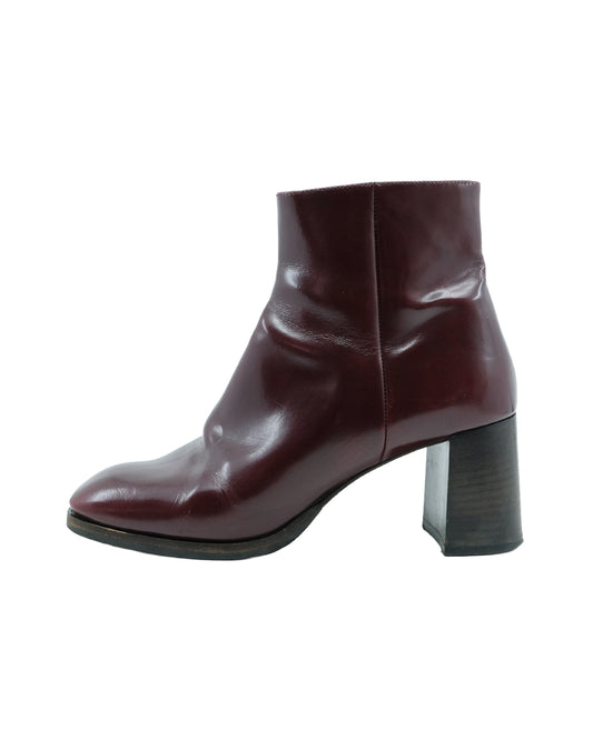 PRADA BURGUNDY LEATHER BOOTS (8US)