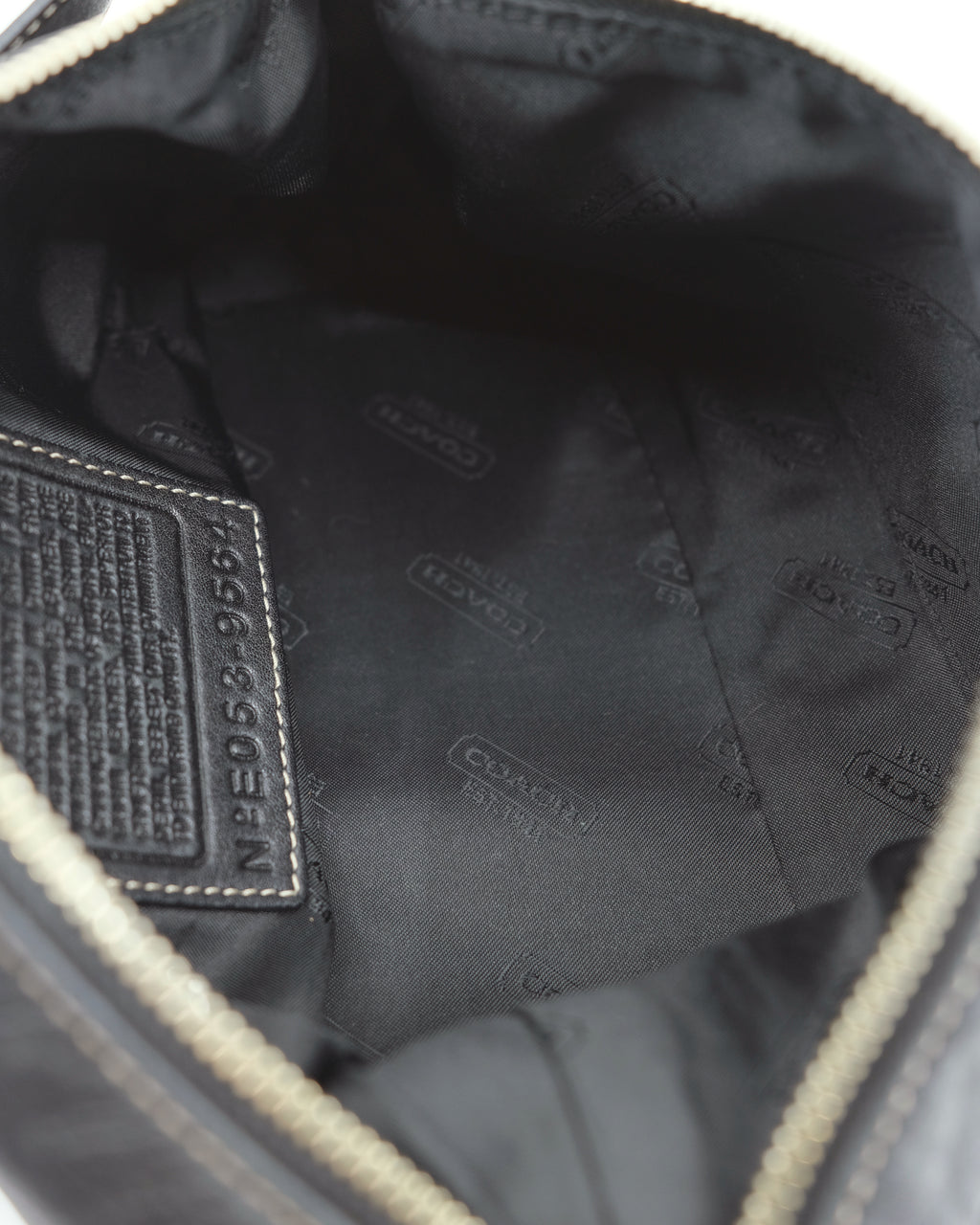 2005 COACH SHOULDER BAG
