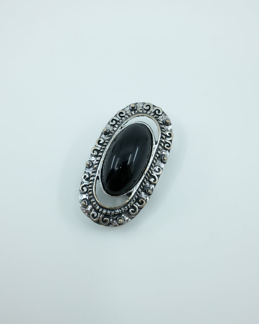 ANILLO CON PIEDRA NEGRA (ELÁSTICO)