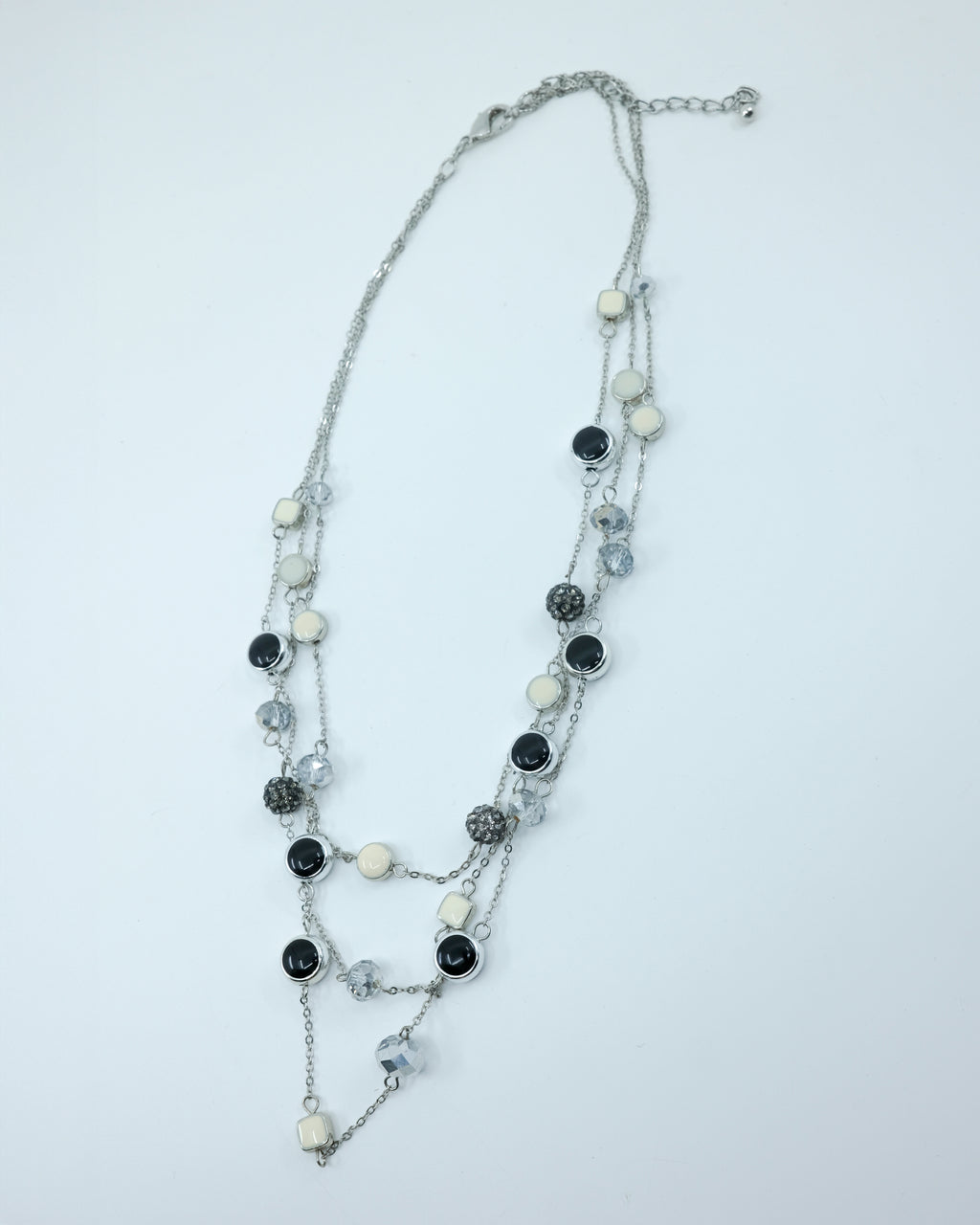 3 COLLARES EN 1
