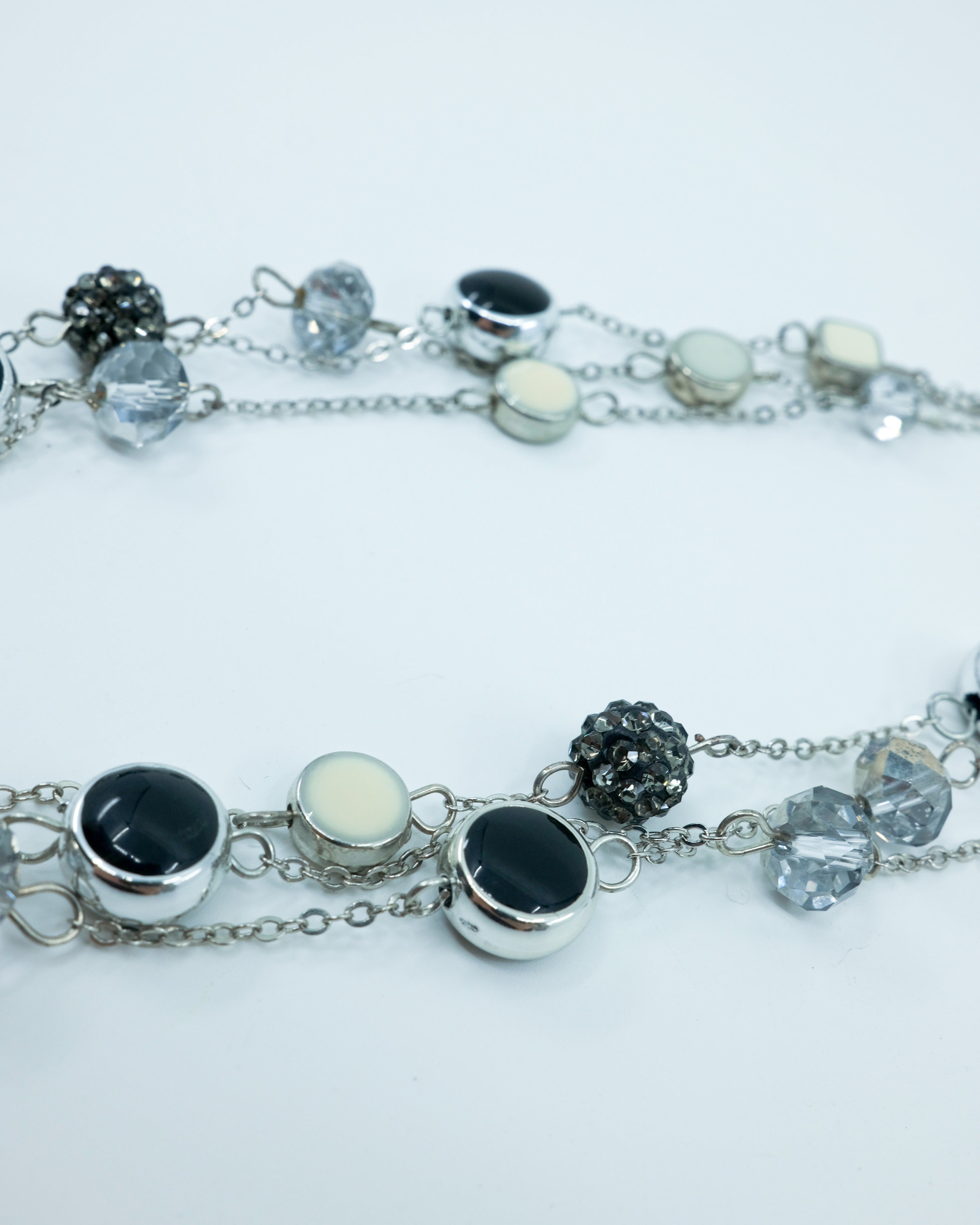 3 COLLARES EN 1