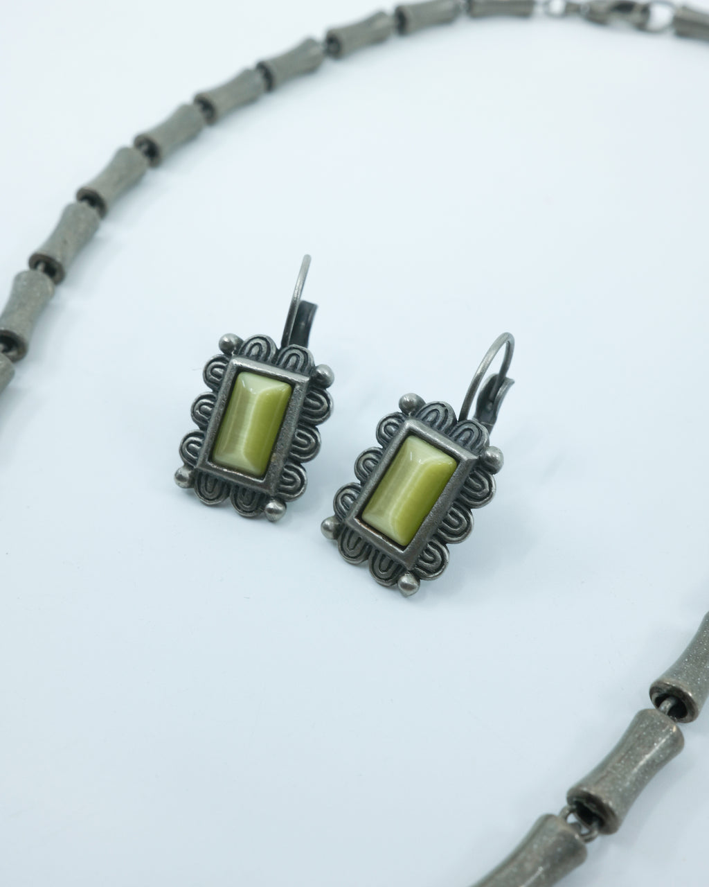 VINTAGE SET COLLAR+ARETES