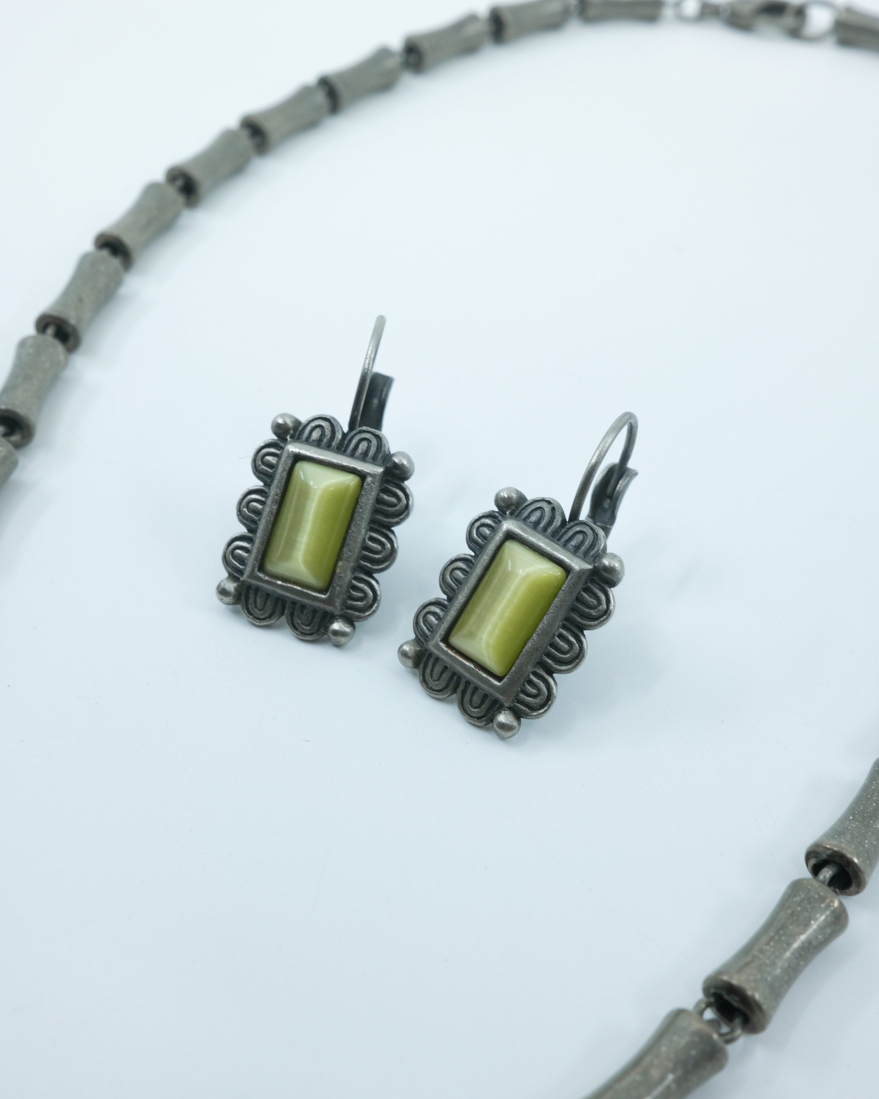 VINTAGE SET COLLAR+ARETES