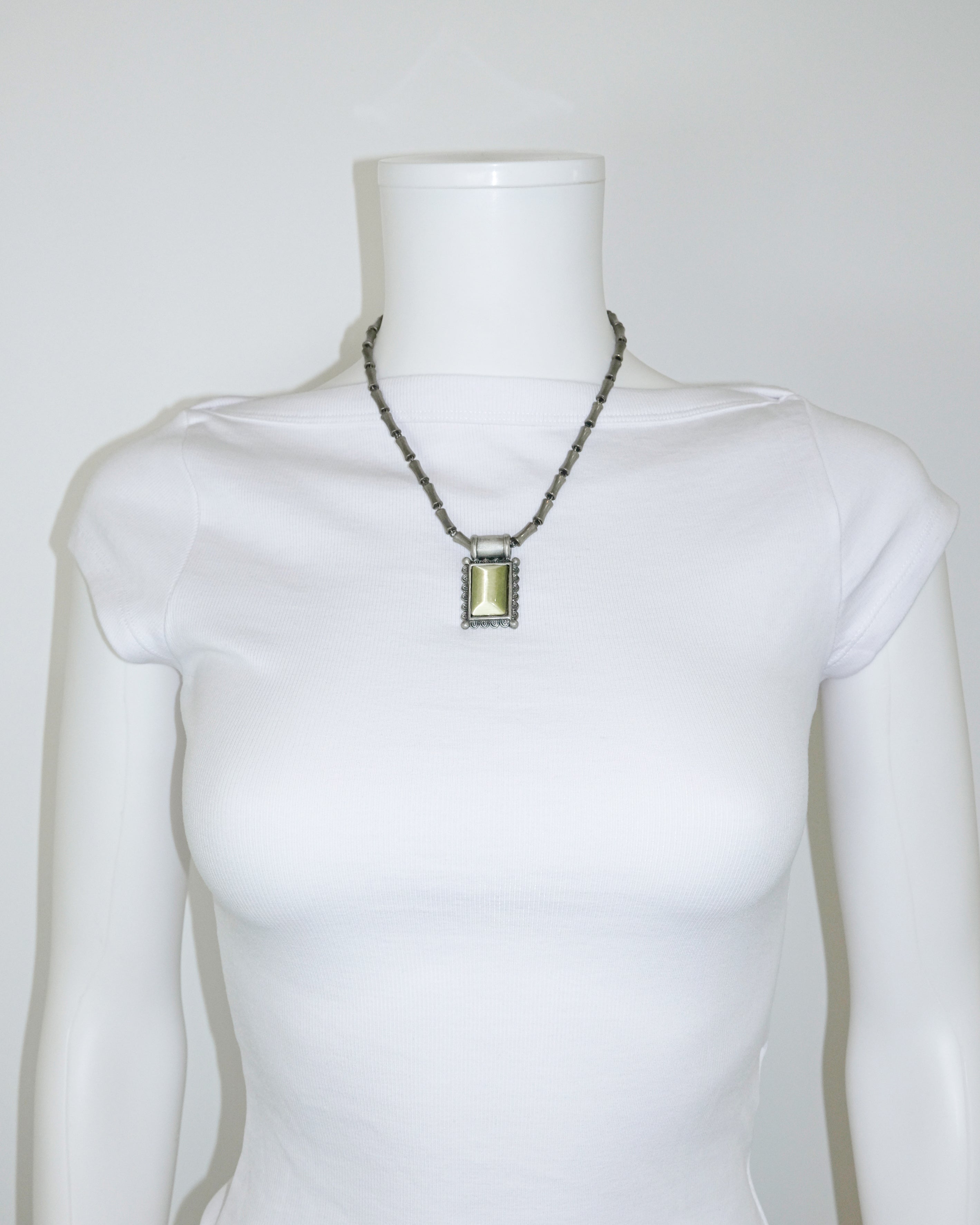 VINTAGE SET COLLAR+ARETES