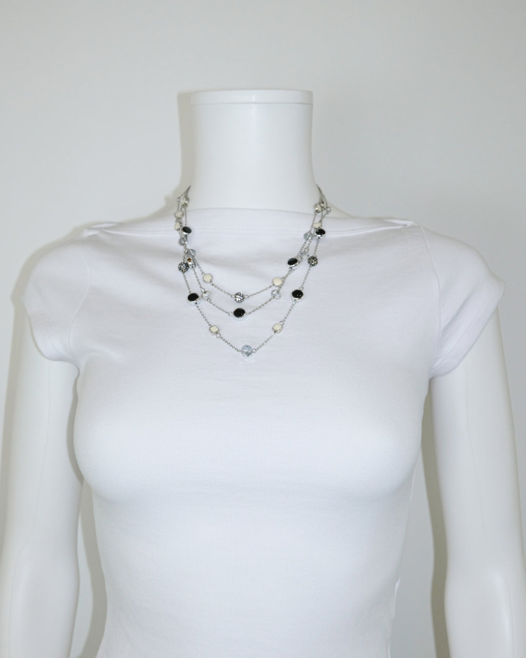 3 COLLARES EN 1