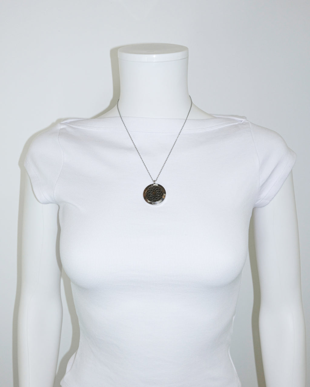 COLLAR PARA PONER PERFUME