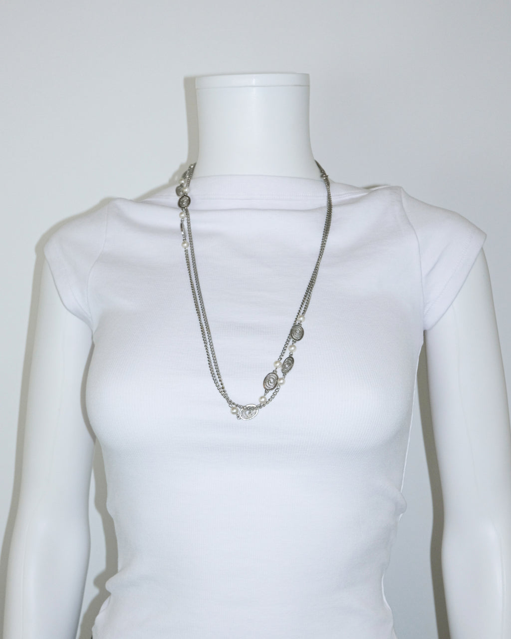 COLLAR CON PERLAS