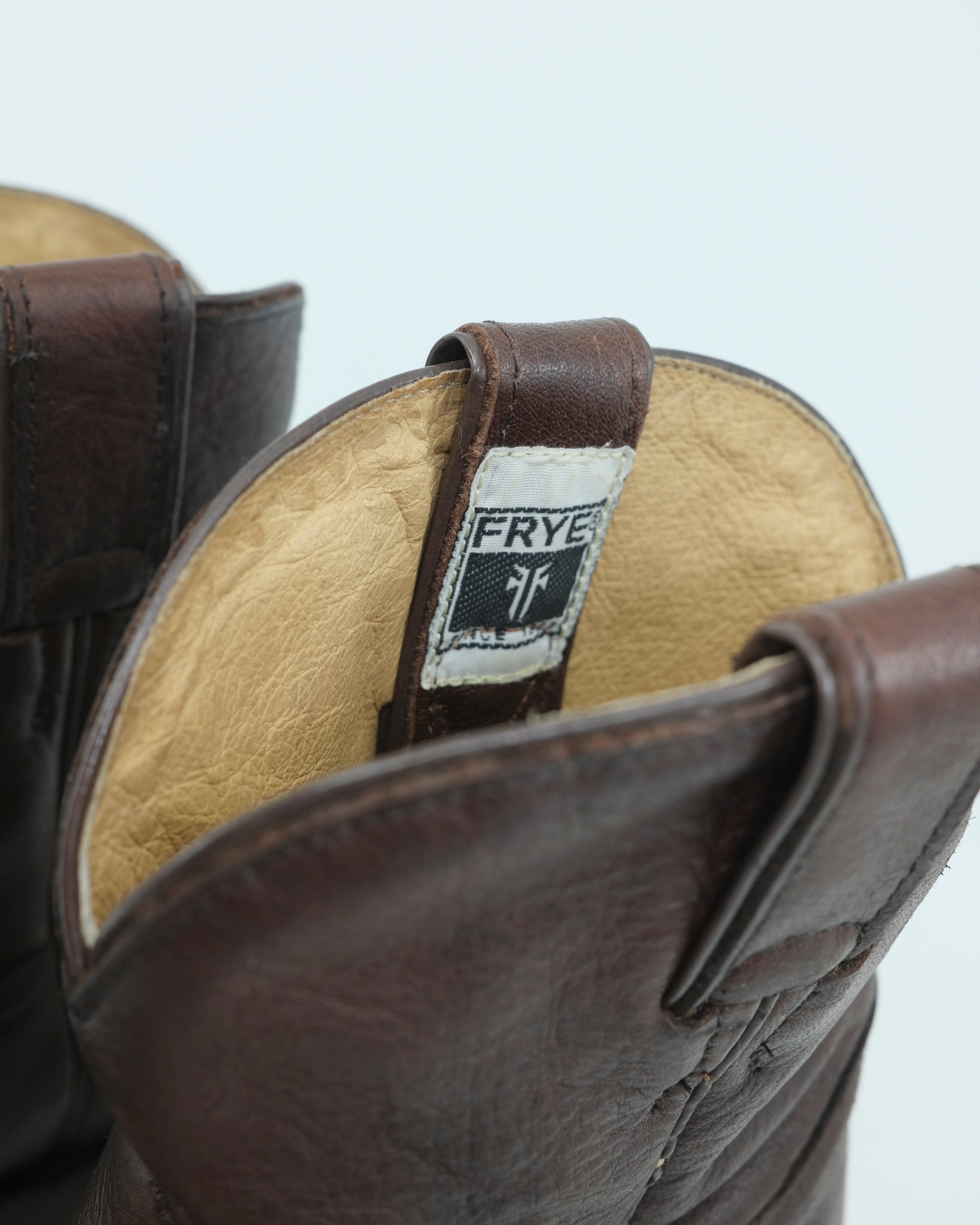 FRYE WESTERN BOOTS (8.5US)
