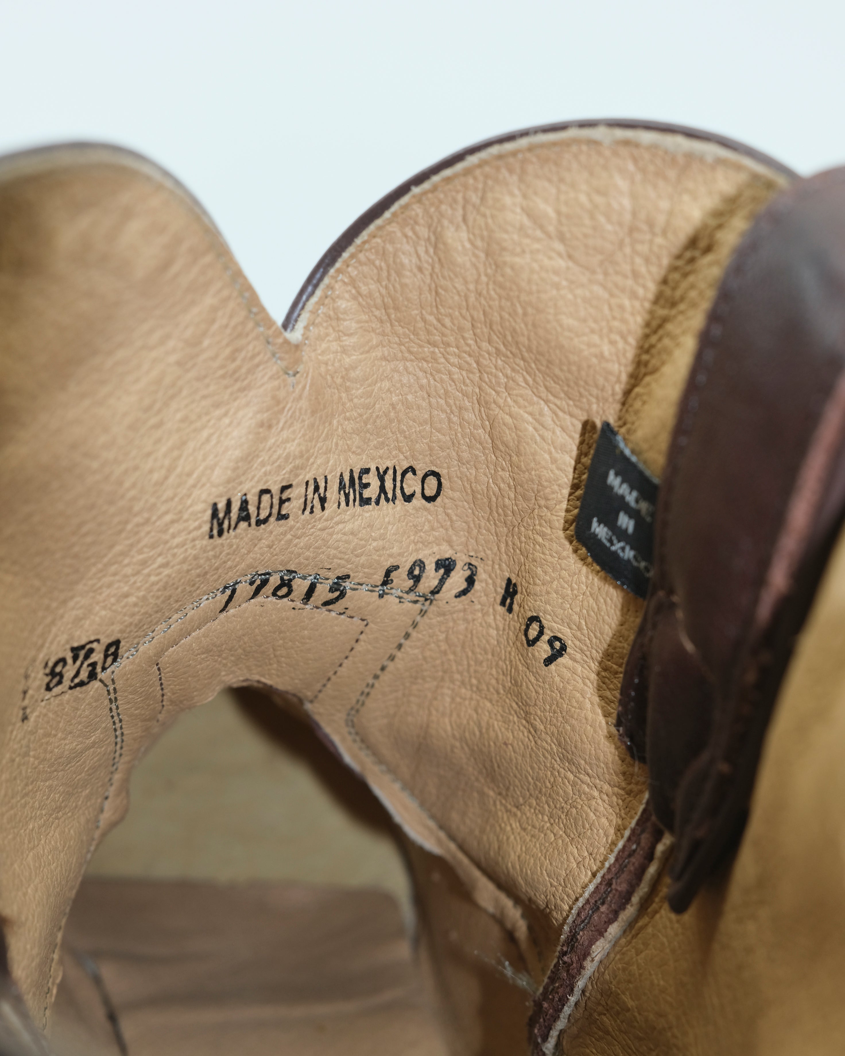 FRYE WESTERN BOOTS (8.5US)